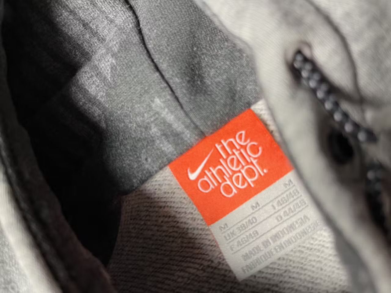 Nike Nike zip hoodie streetwear size Medium Size US M / EU 48-50 / 2 - 3 Thumbnail