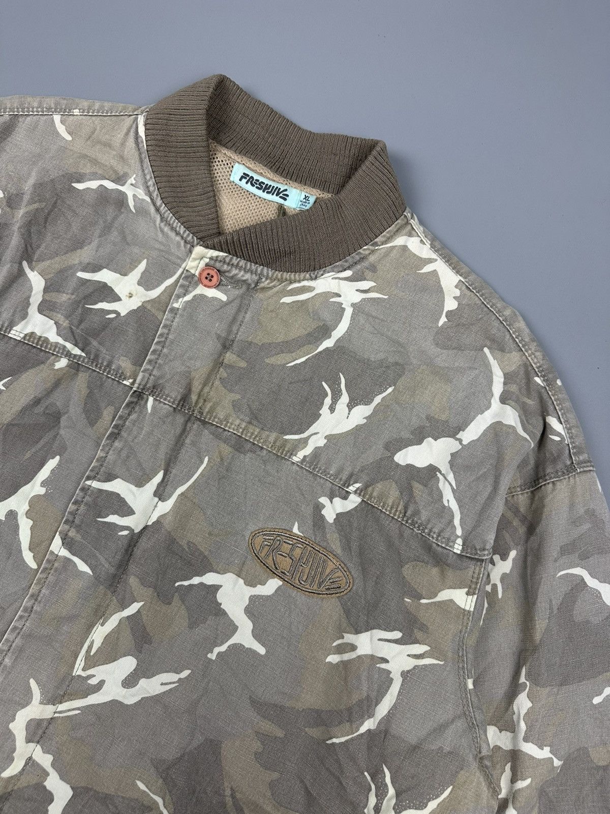 Freshjive Sick Vintage Freshjive Camoflage Bomber Jacket Size US XL / EU 56 / 4 - 5 Thumbnail