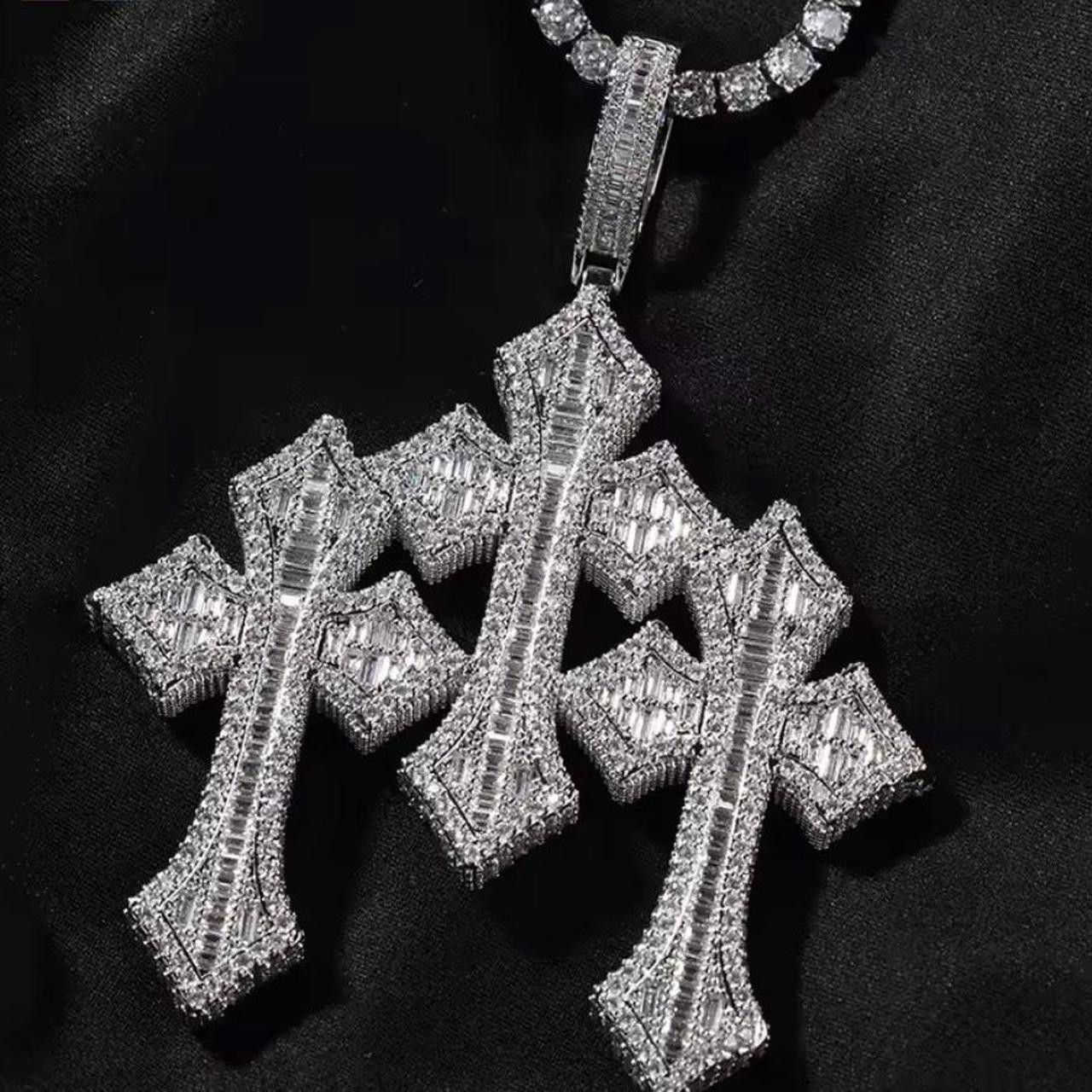 The Unbranded Brand Silver Triple Cross Necklace 20 Inch Size ONE SIZE - 4 Thumbnail