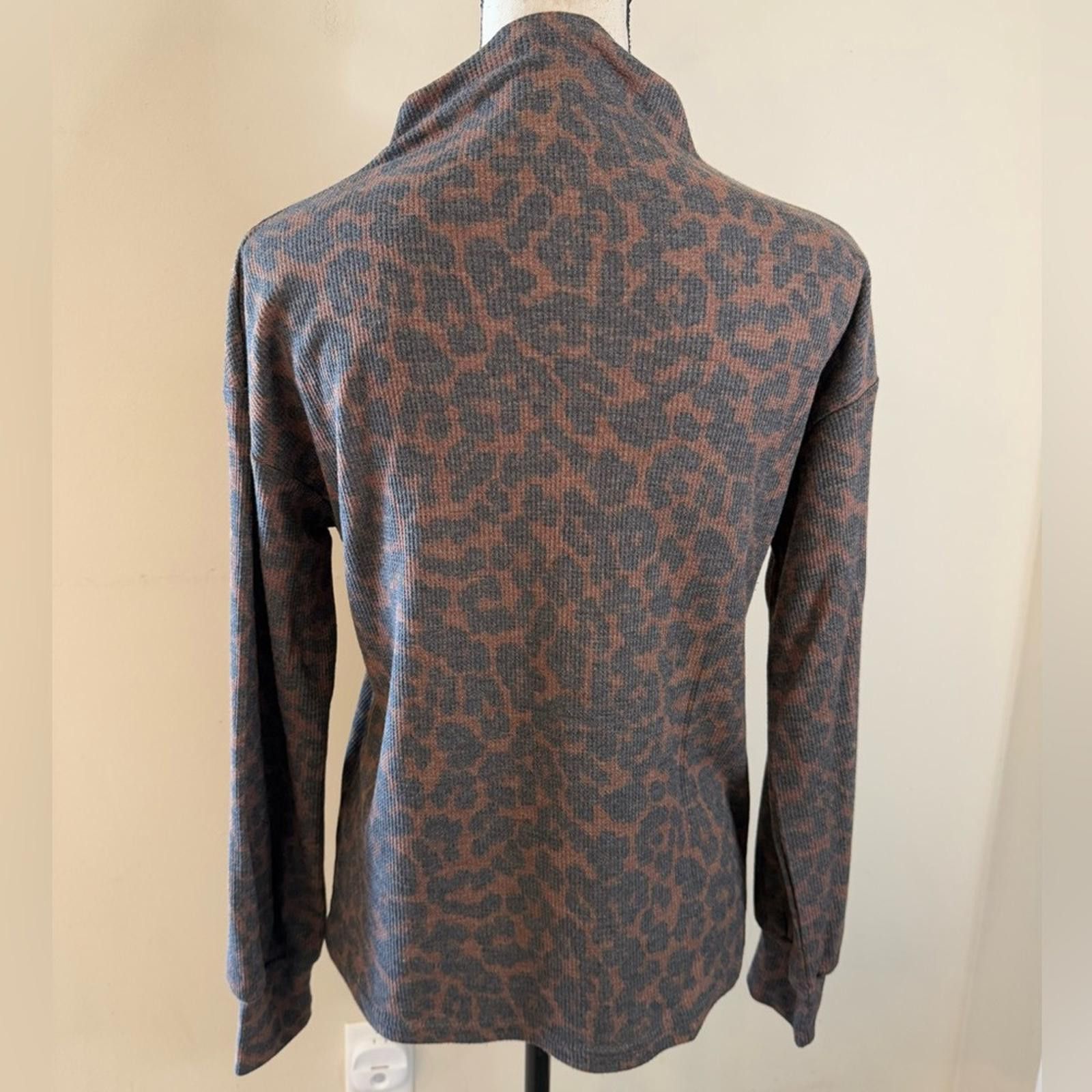 Other Beachlunchlounge waffle leopard print mock turtleneck SZ XS Size XS / US 0-2 / IT 36-38 - 3 Thumbnail