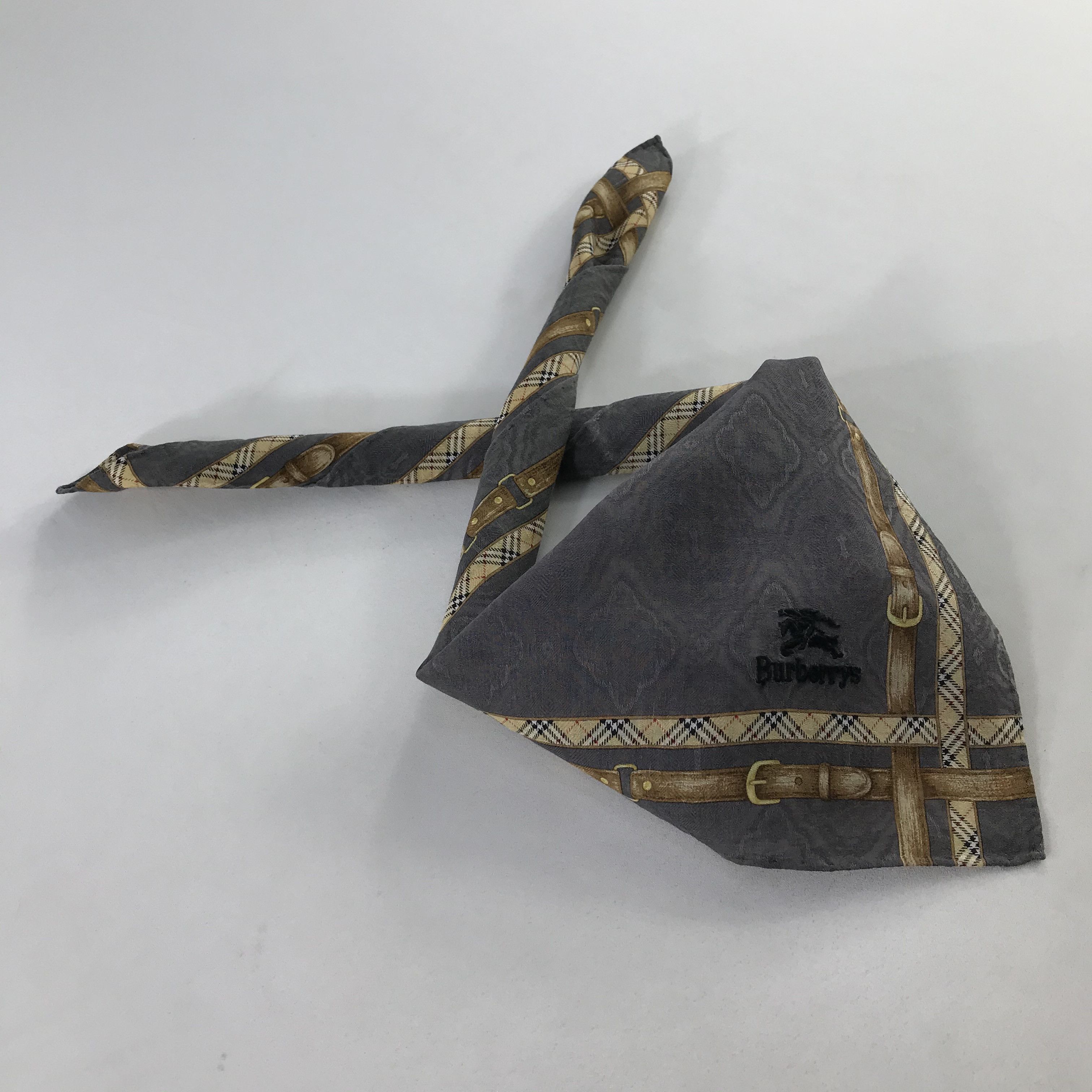 Burberry × Vintage Burberry Bandana / Handkerchief / Neckerchief - S1089 Size ONE SIZE - 4 Thumbnail