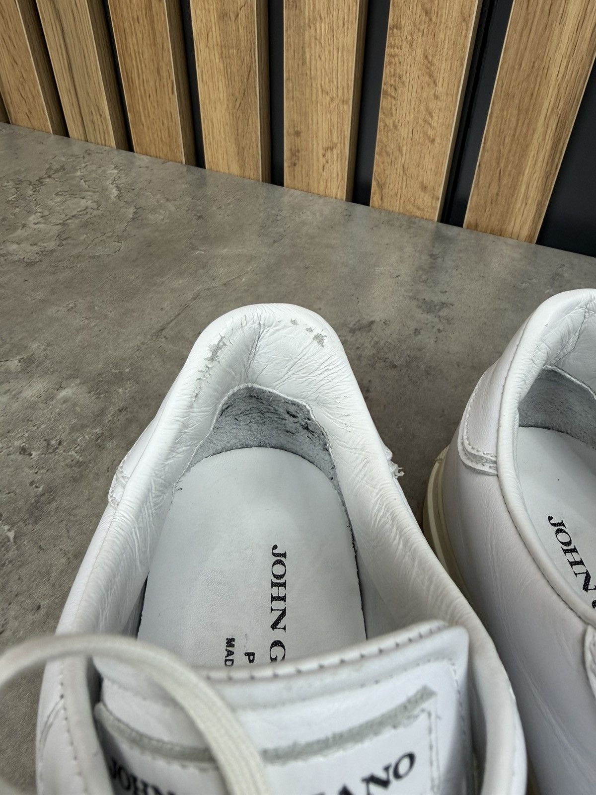 John Galliano John Galliano Paris White Leather Sneakers Size 38 Size US 8 / IT 38 - 6 Thumbnail