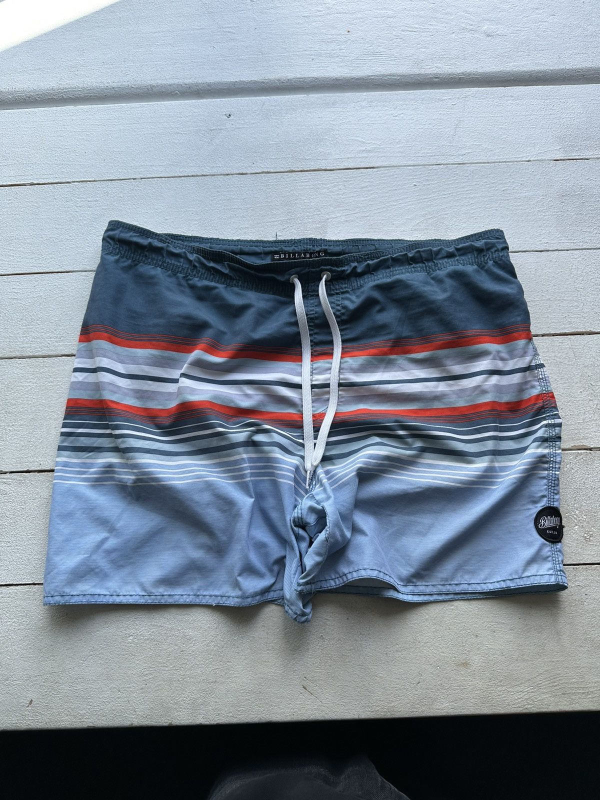 Billabong 🚨RARE BILLABONG BIG LOGO SWIMM SHORTS Y2K SURF VINTAGE Size US 37 - 1 Thumbnail