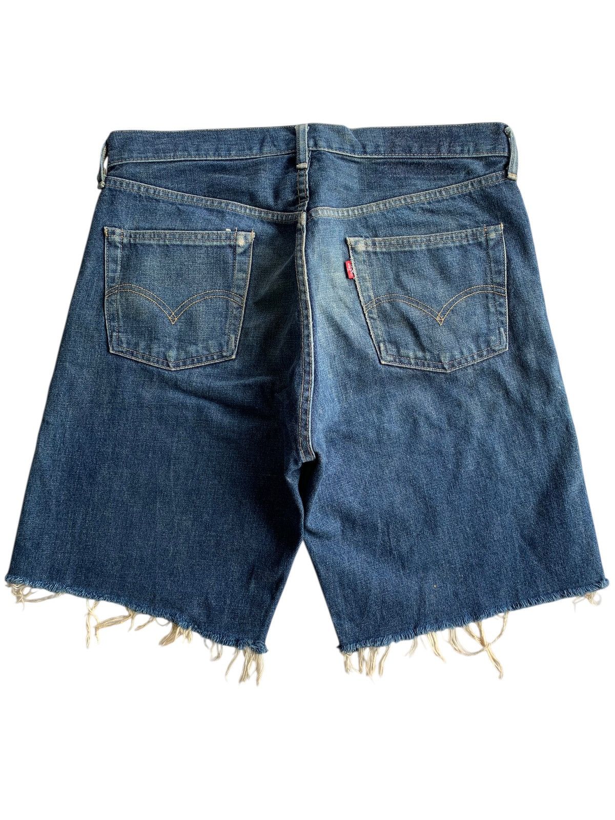Levi's VINTAGE LEVIS BIG E SELVEDGE J22 BUTTON FLY SHORT DENIM Size US 34 / EU 50 - 3 Thumbnail