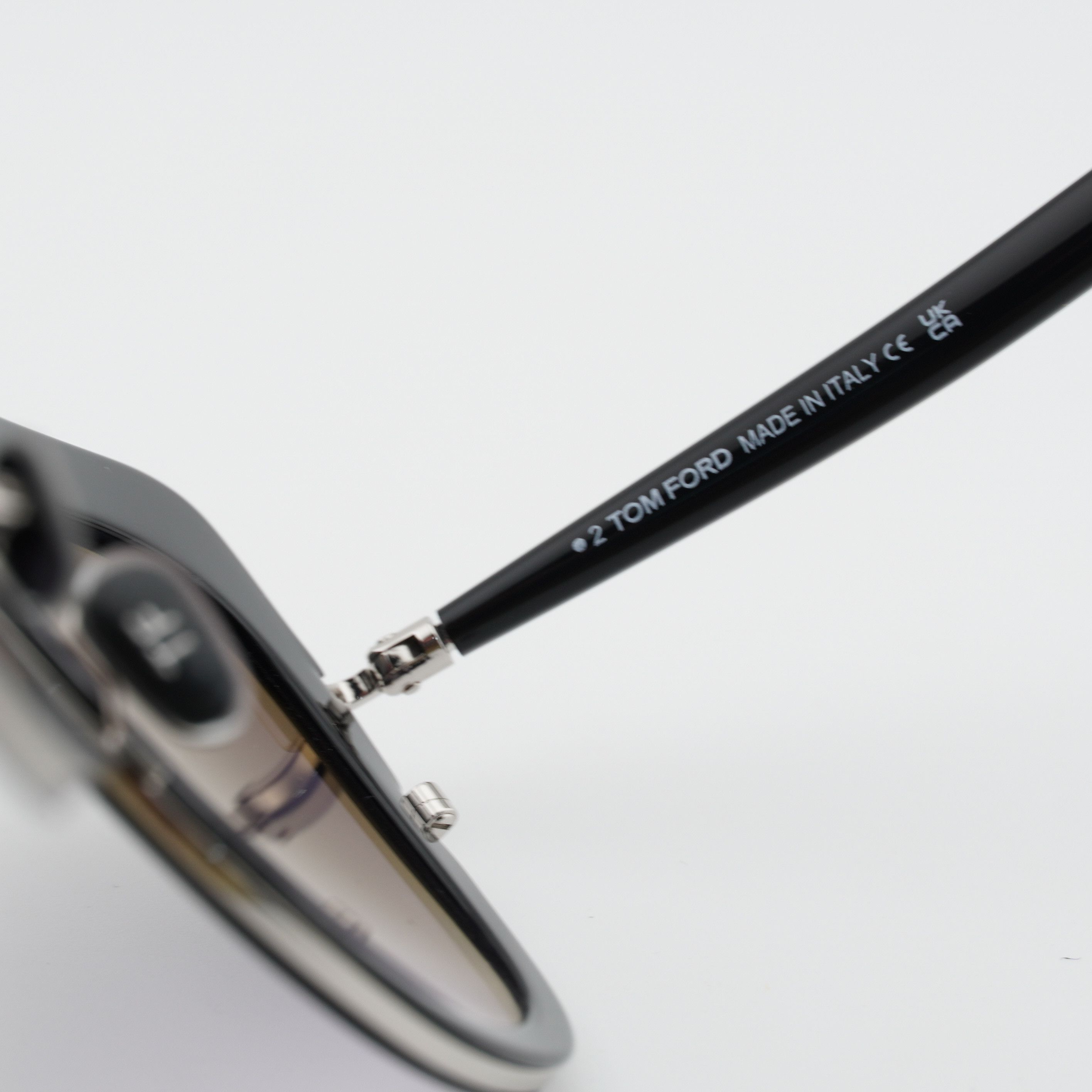 Tom Ford Tom Ford Virginia FT0945 05B Sunglasses Black Cat Eye Frame Size ONE SIZE - 4 Thumbnail