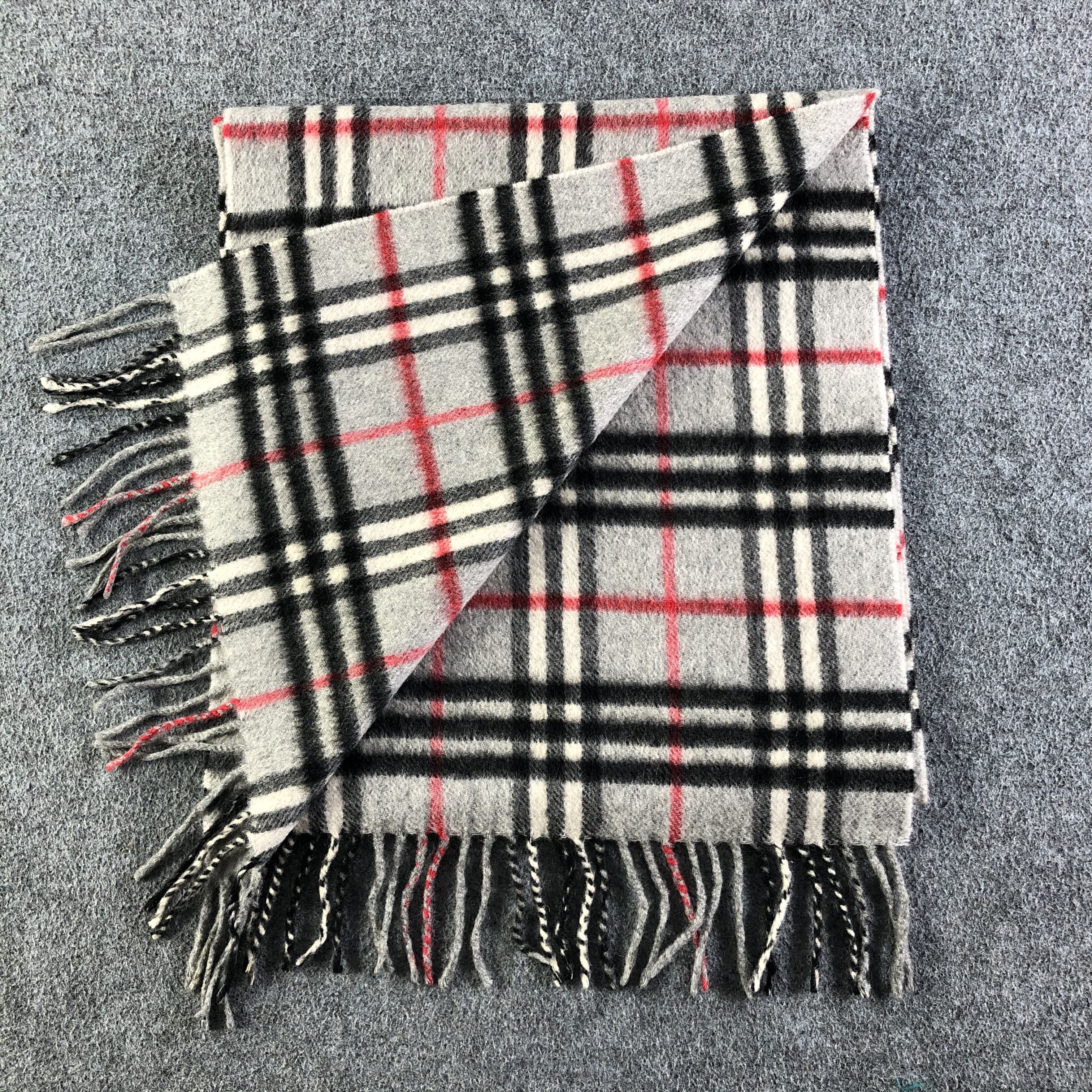 Burberry Burberrys Scarf / Muffler / Neckwear P030 Size ONE SIZE - 5 Thumbnail