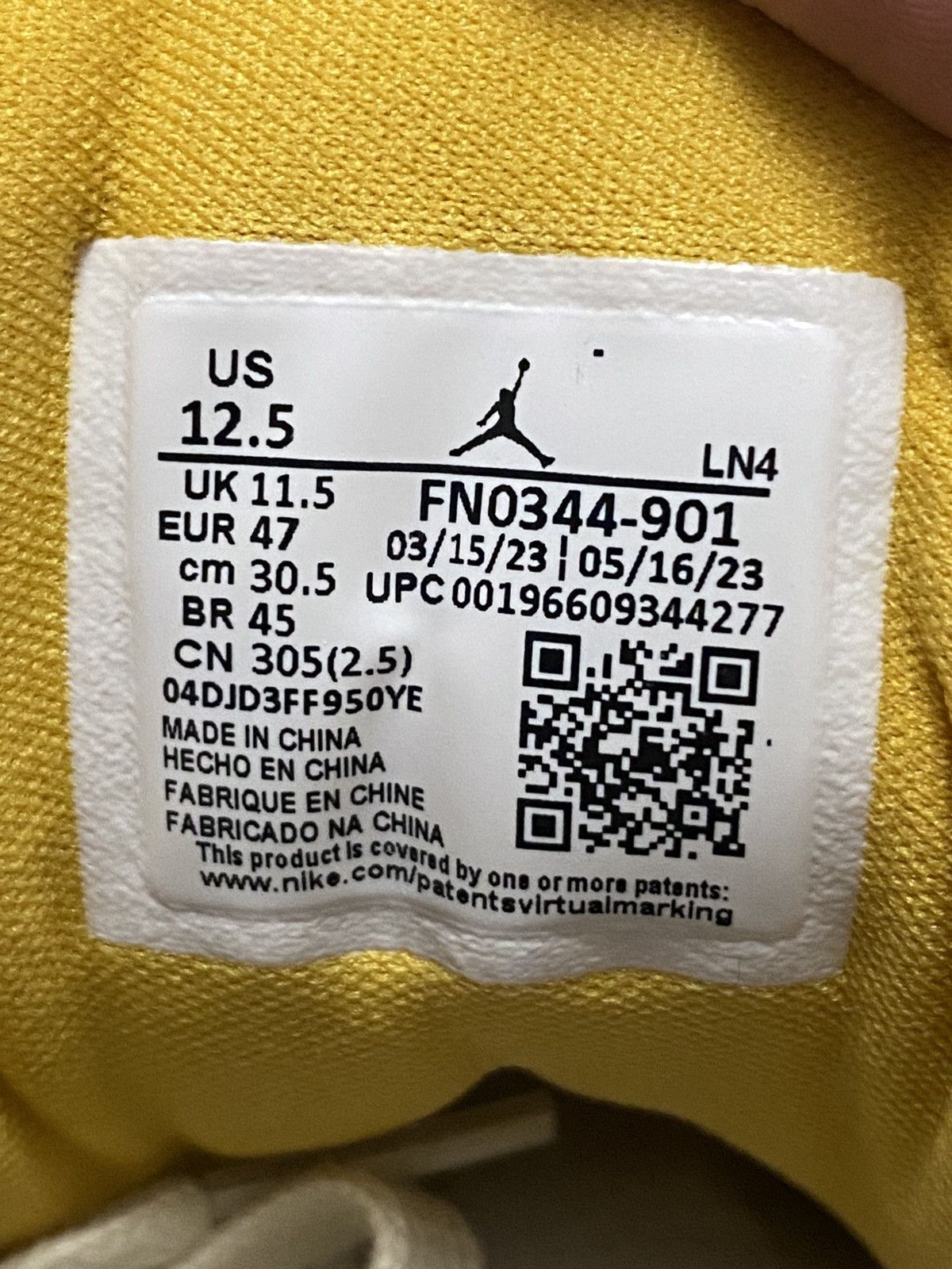 Jordan Brand Size 12.5 - Jordan 3 Retro J Balvin Medellín Sunset Men’s Size US 12.5 / EU 45-46 - 7 Thumbnail