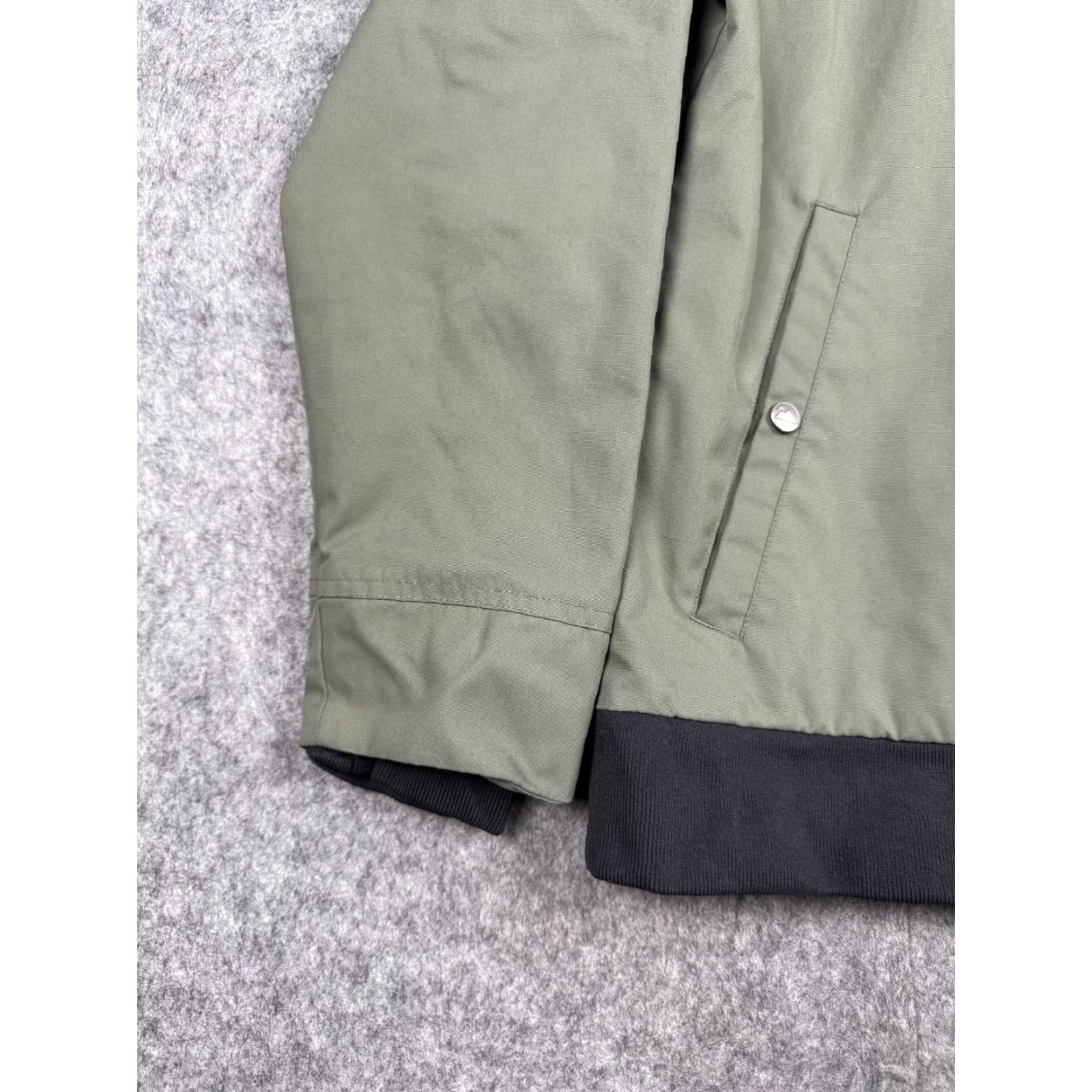 Flylow Flylow Bomber Jacket Mens Size M Green Outdoor Lined Nylon Lightweight Zip Regular 90s? Size US M / EU 48-50 / 2 - 4 Thumbnail