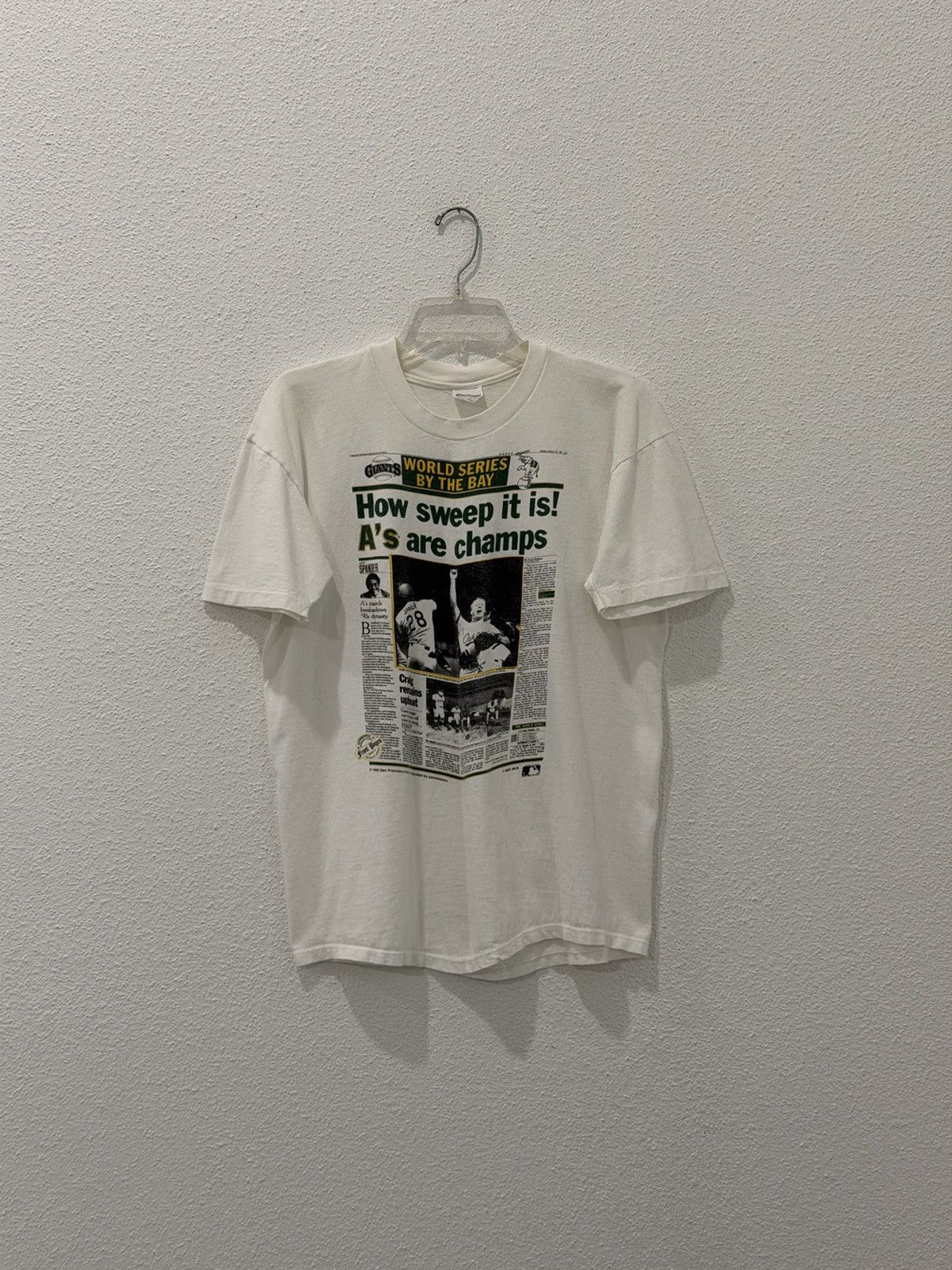 MLB Vintage 1989 Oakland Athletics World Series Newspaper Tee L Size US L / EU 52-54 / 3 - 1 Thumbnail