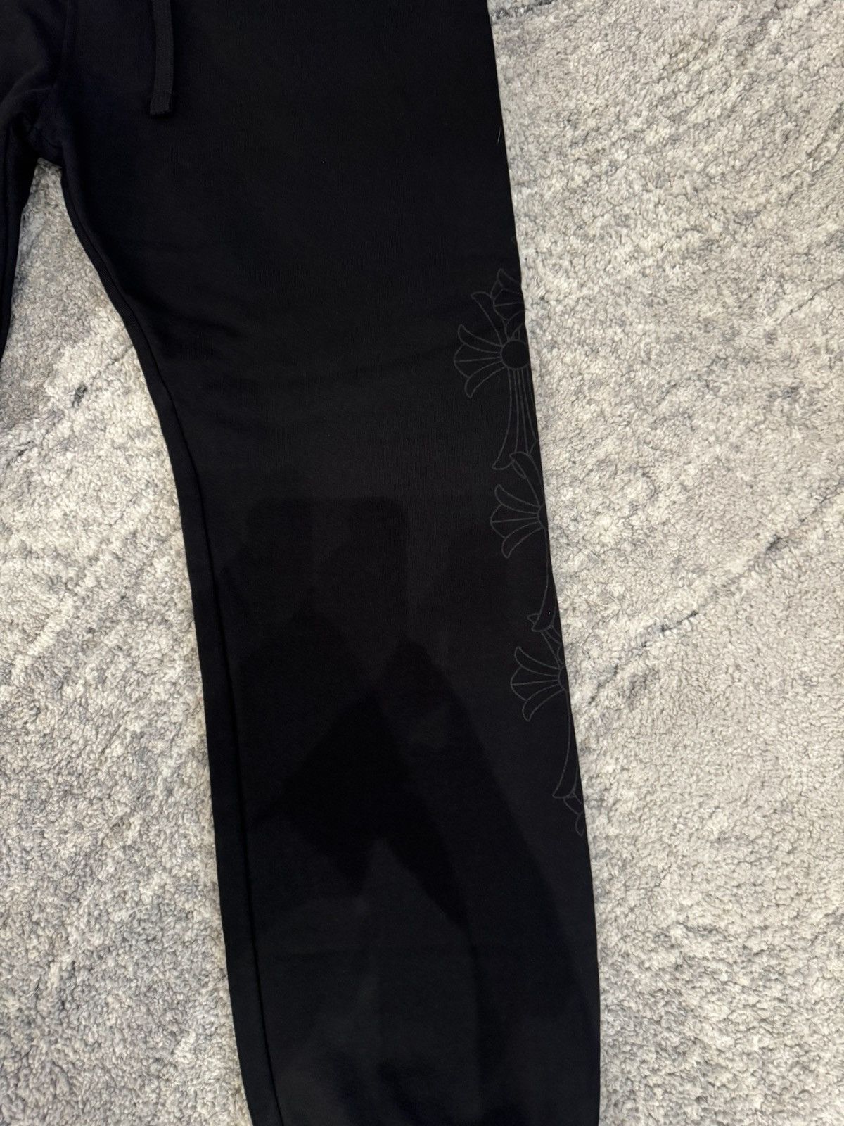Chrome Hearts MIAMI EXCLUSIVE CEMETERY BLACK CROSS ART BASEL CH Size US 34 / EU 50 - 2 Thumbnail