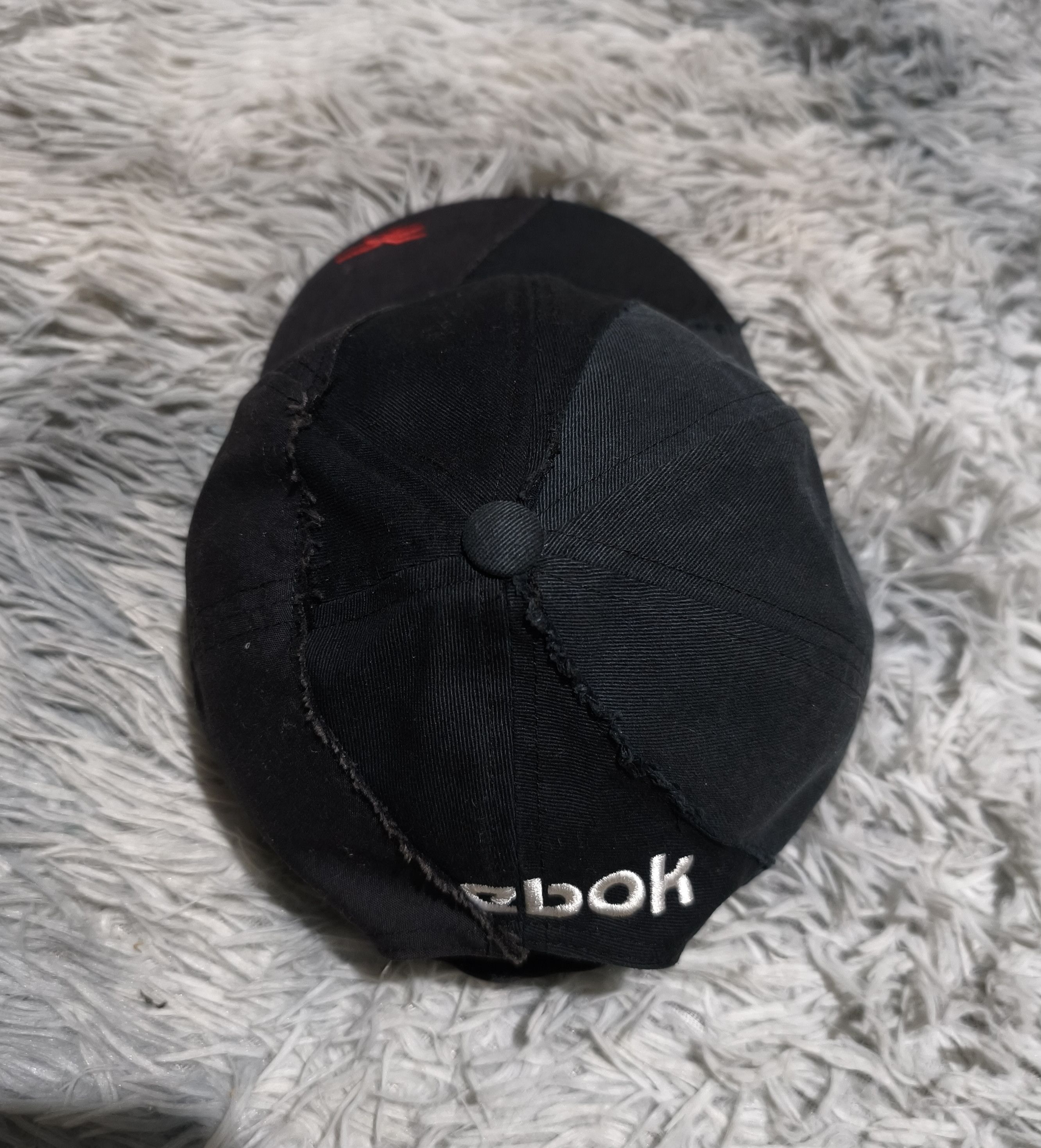 Vetements Vetements x Reebok Reconstructed Cap Size ONE SIZE - 3 Thumbnail
