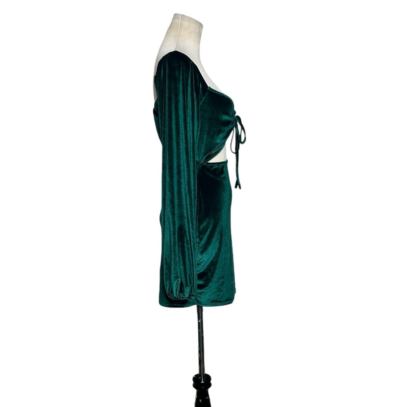 Shein Shein green velour front cut out mini dress size Small Size S / US 4 / IT 40 - 7 Thumbnail
