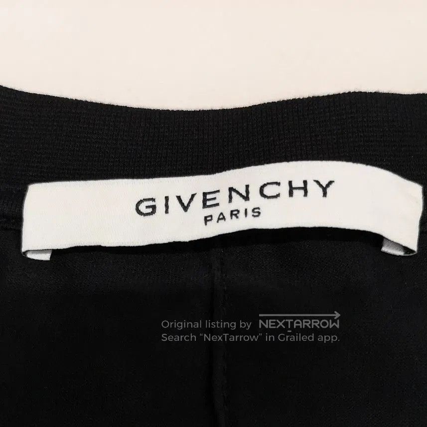 Givenchy Givenchy S Cotton Colorblock Number Print T-Shirt. Size US S / EU 44-46 / 1 - 5 Thumbnail