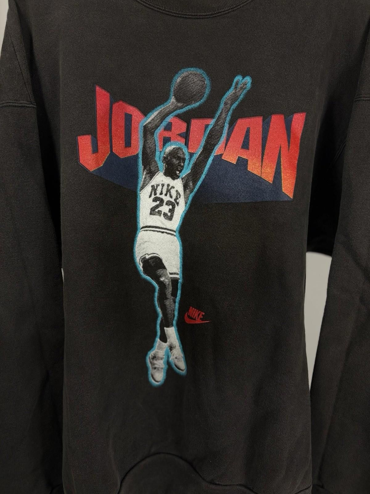 Nike Vintage Nike Michael Jordan Graphic Heavy Cotton Sweatshirt Size US XL / EU 56 / 4 - 2 Thumbnail