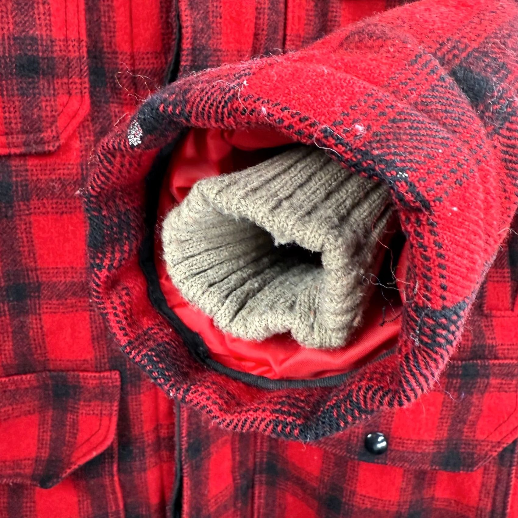 Vintage VINTAGE Woolrich Coat Mackinaw Buffalo Plaid Wool Hunting Jacket Sz 42 USA Shirt Size US XS / EU 42 / 0 - 5 Thumbnail