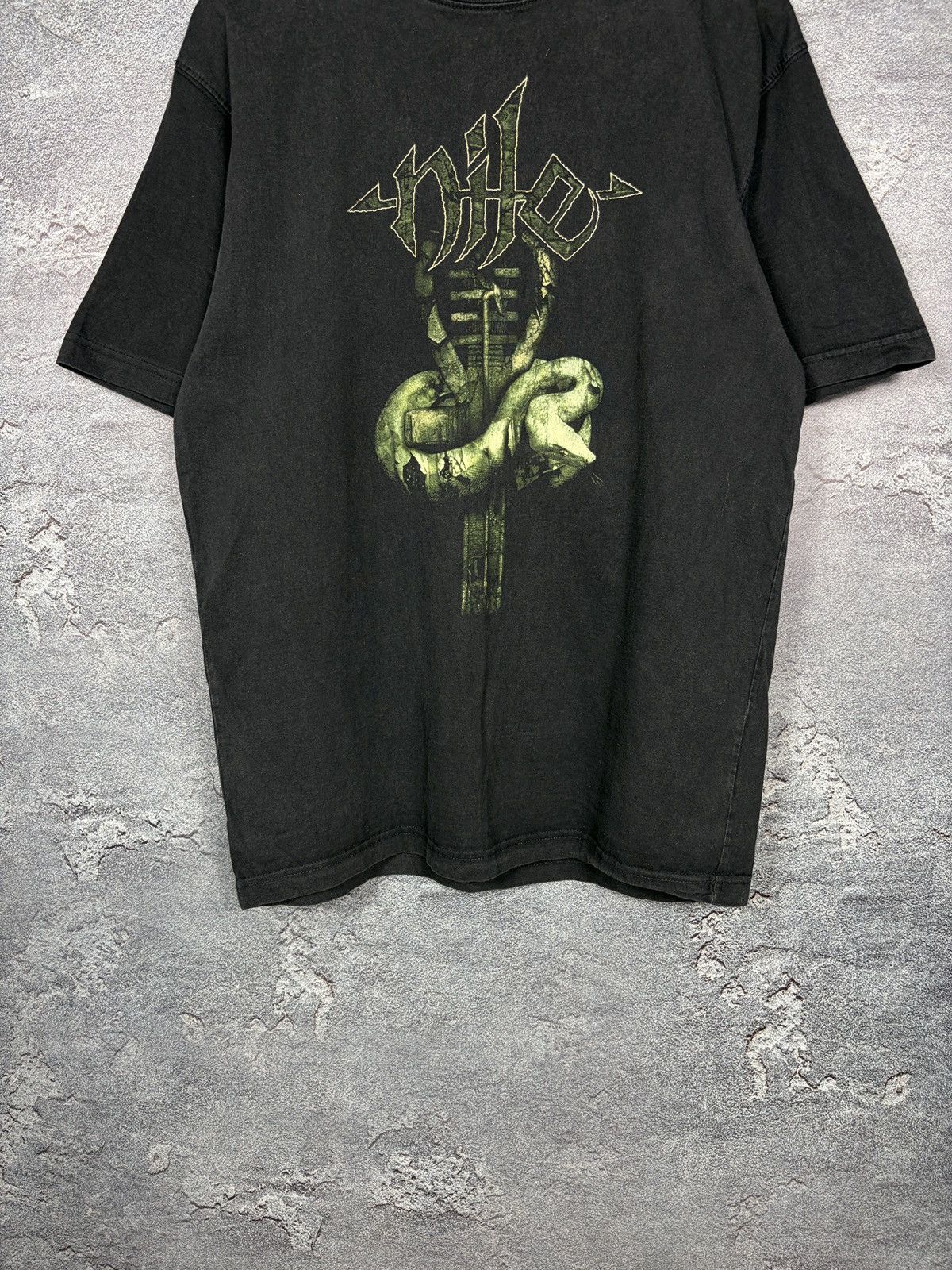 Band Tees Vintage 2002 Nile In Their Darkened Shrines Metal T-shirt Size US XL / EU 56 / 4 - 4 Thumbnail