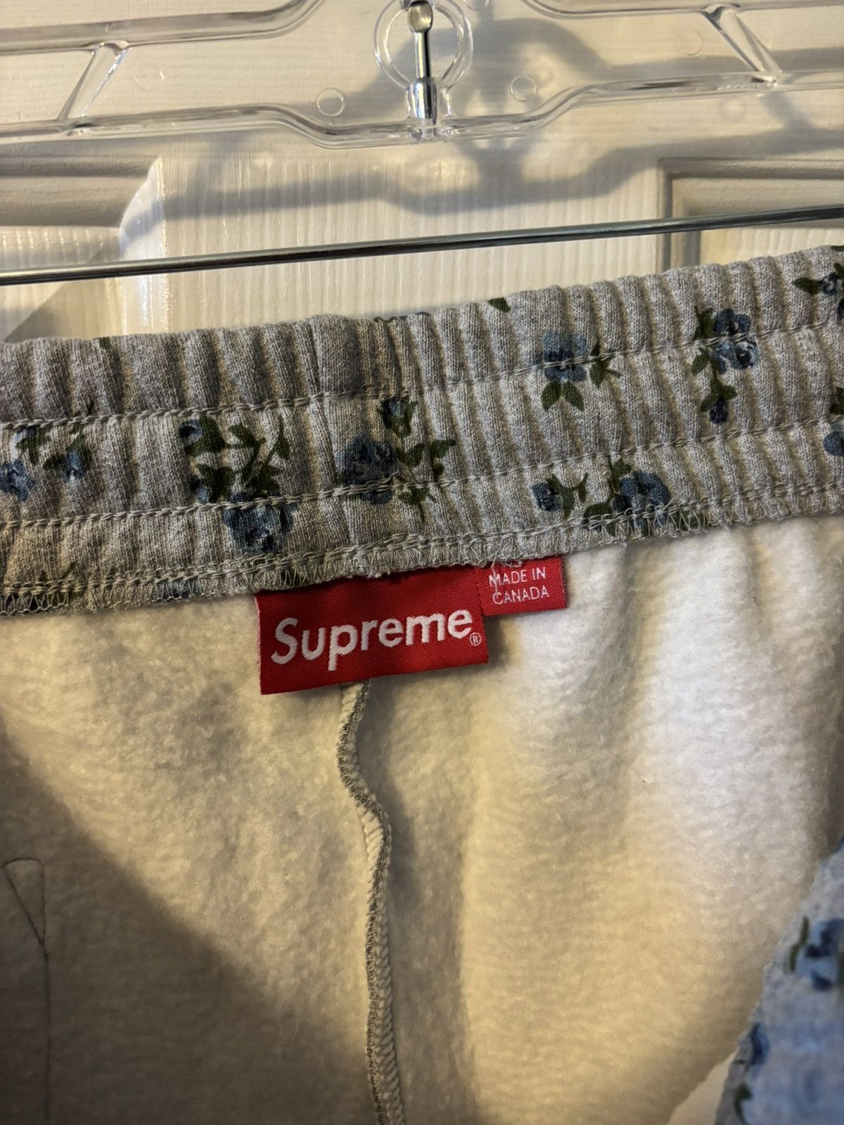 Supreme Supreme Small Box Sweatshort Size US 32 / EU 48 - 5 Thumbnail