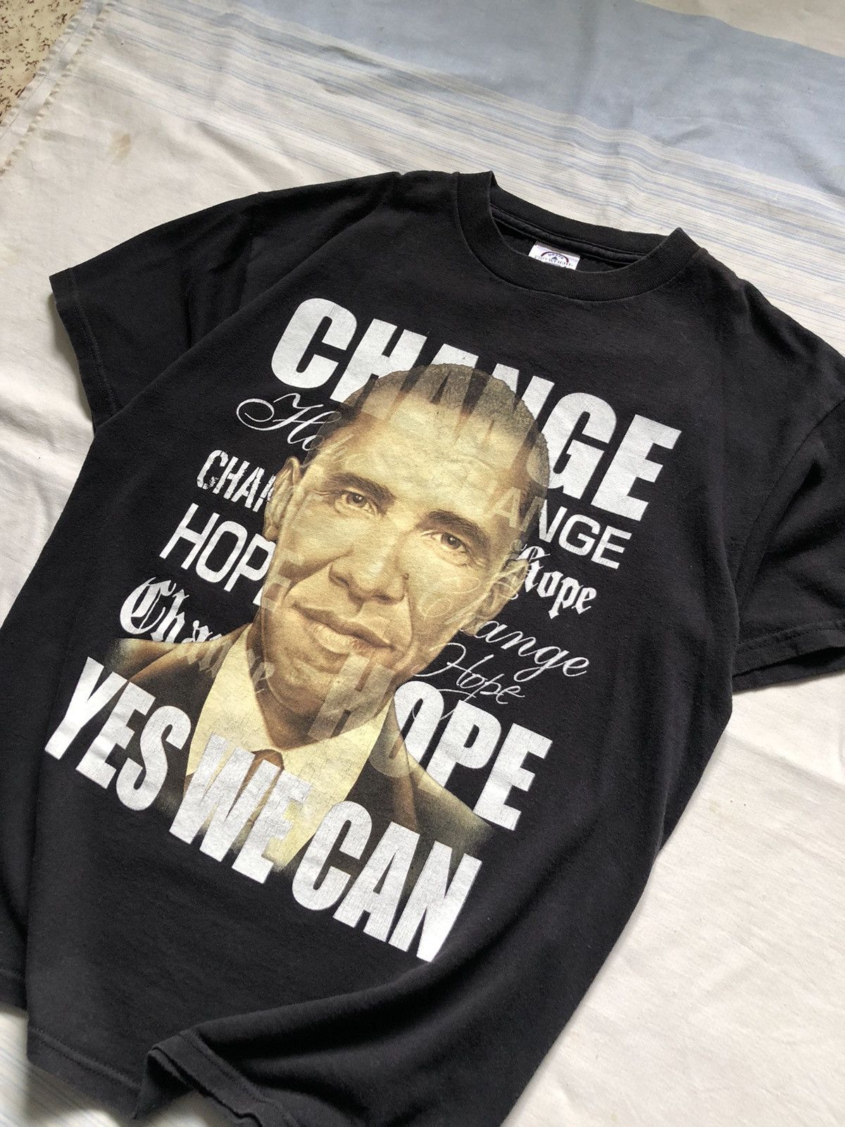 Delta Obama T-Shirt Size US M / EU 48-50 / 2 - 3 Thumbnail