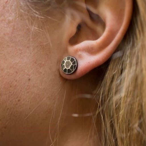 Werkstatt Munchen Werkstatt Munchen M4553 two-tone silver studs new Size ONE SIZE - 3 Thumbnail