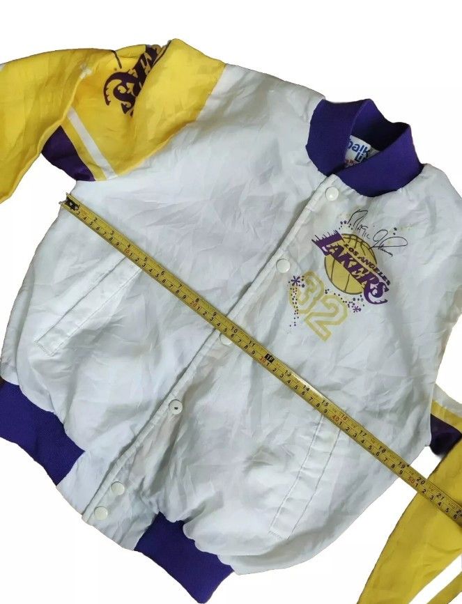 NBA × Vintage Vintage Magic Johnson Chalk Lines 90's nylon Jacket Size US M / EU 48-50 / 2 - 8 Thumbnail