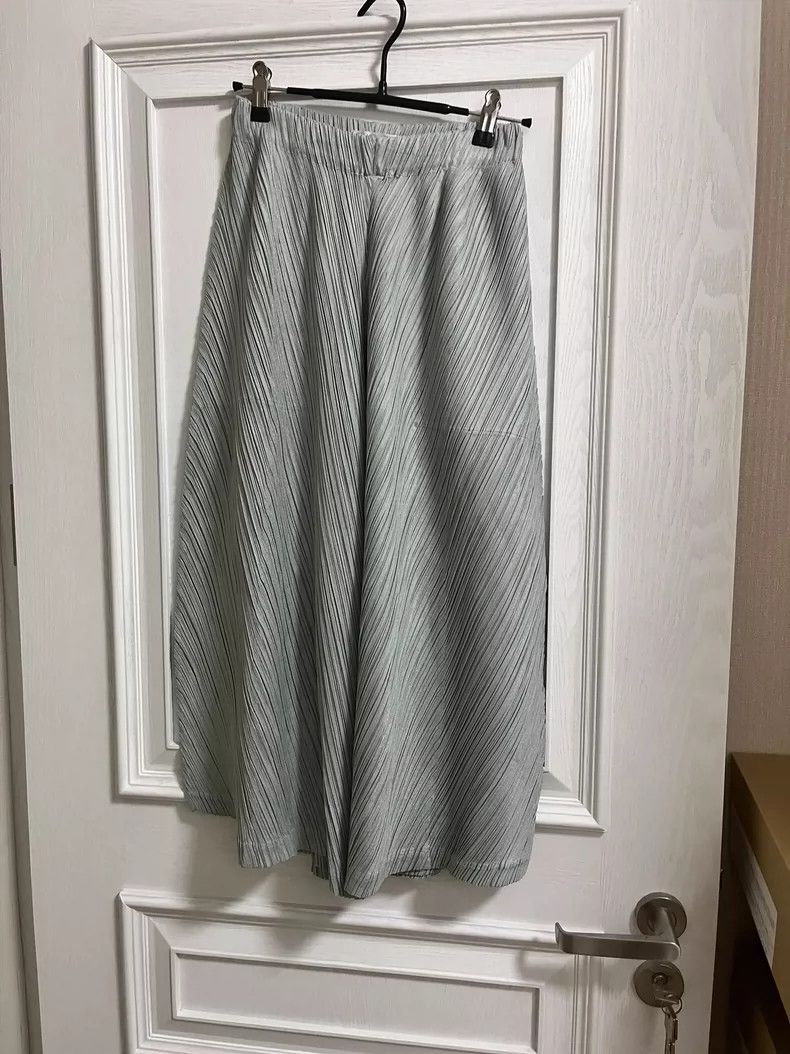 Issey Miyake Issey Miyake size:1 Grayish-green transformable wide-leg p Size 22" - 2 Thumbnail