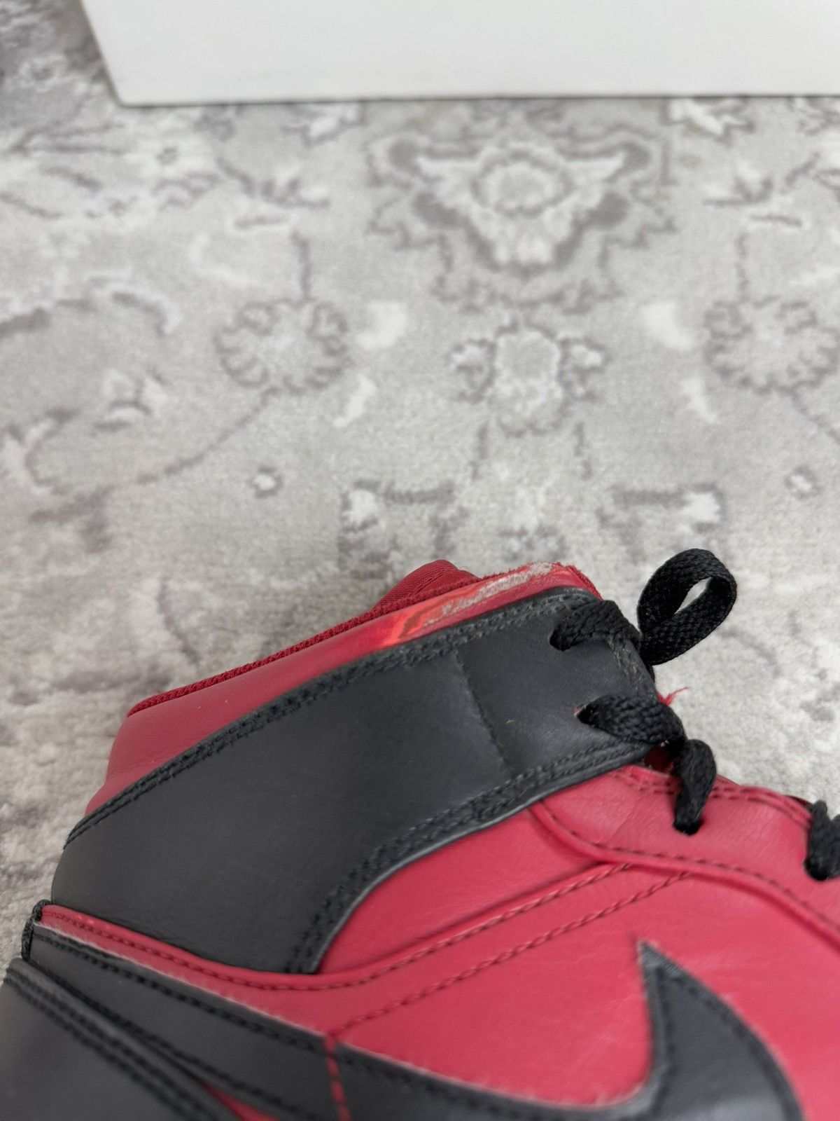 Jordan Brand × Nike Nike Jordan mid Reverse bred US9.5 streetwear basketball y2k Size US 9.5 / EU 42-43 - 13 Thumbnail