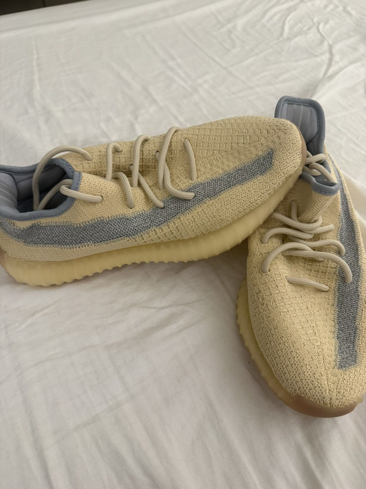 Yeezy Adidas Yeezy Boost 350 V2 Size US 8.5 / IT 38.5 - 3 Thumbnail