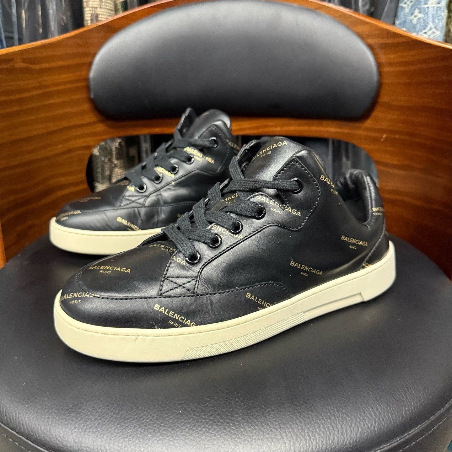 Balenciaga Balenciaga Black Lowtop Sneakers 36 Men Size US 5 / EU 37 - 1 Thumbnail