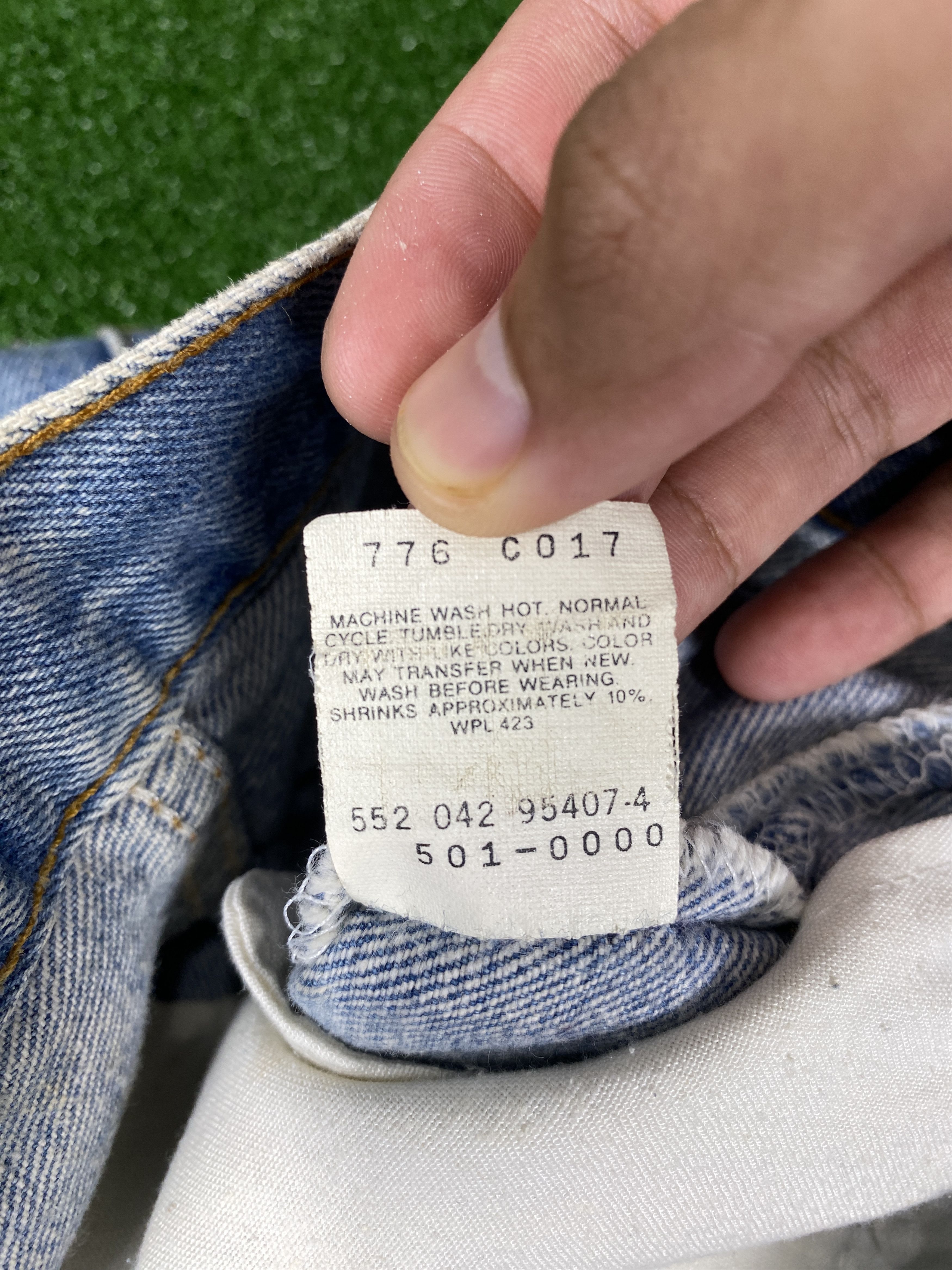 Levi's Vintage Levi's 501 Straight Cut Faded Mid Wash Jeans CP0053 Size US 30 / EU 46 - 11 Thumbnail