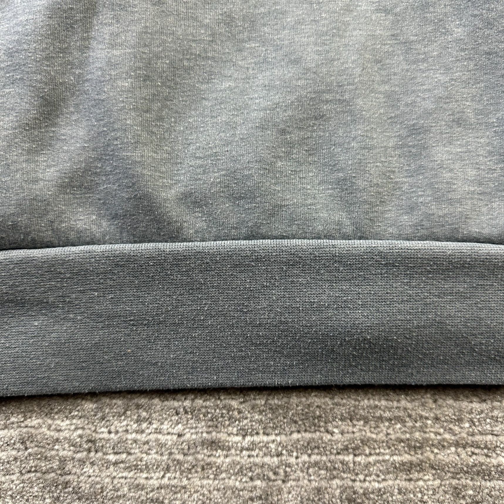 Nike Nike Hoodie Mens Extra Large Gray Primary Fleece UV Performance Dri Fit Size US XL / EU 56 / 4 - 5 Thumbnail