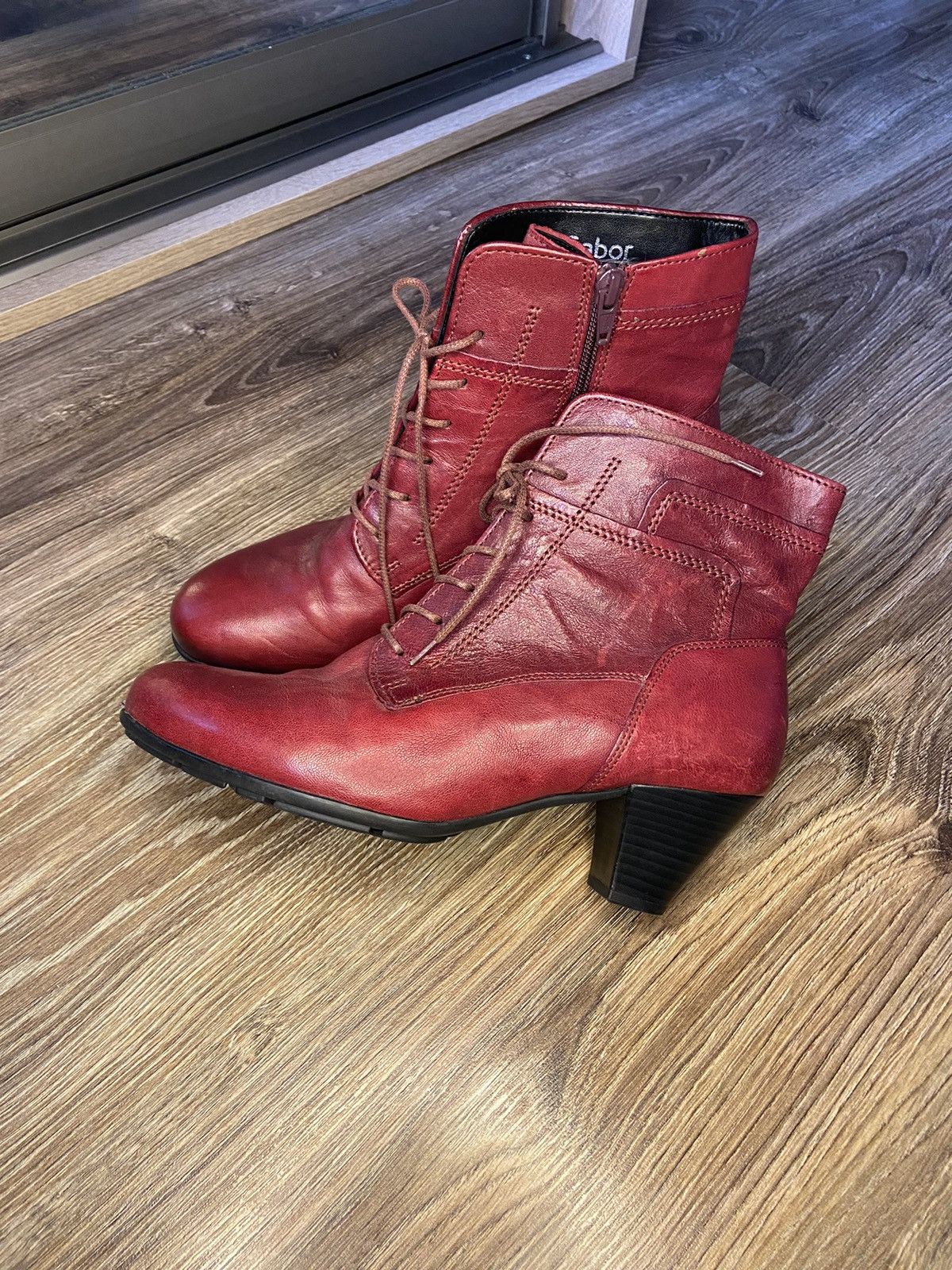 Avant Garde Gbaor Leather Vintage Y2K Boots Shoes in Red, Women's (Size 6)