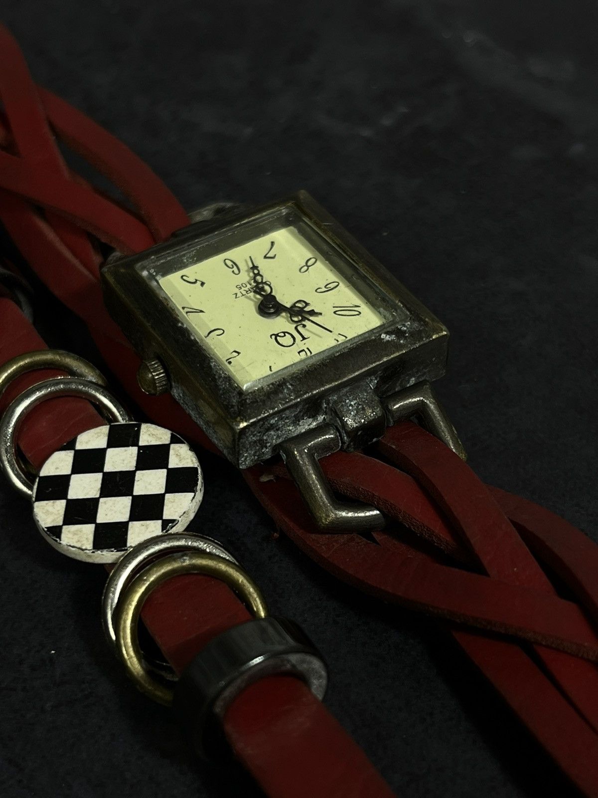 Jewelry × Vintage Vintage Red Leather Wrap Watch, Unique Boho Style Size ONE SIZE - 16 Thumbnail