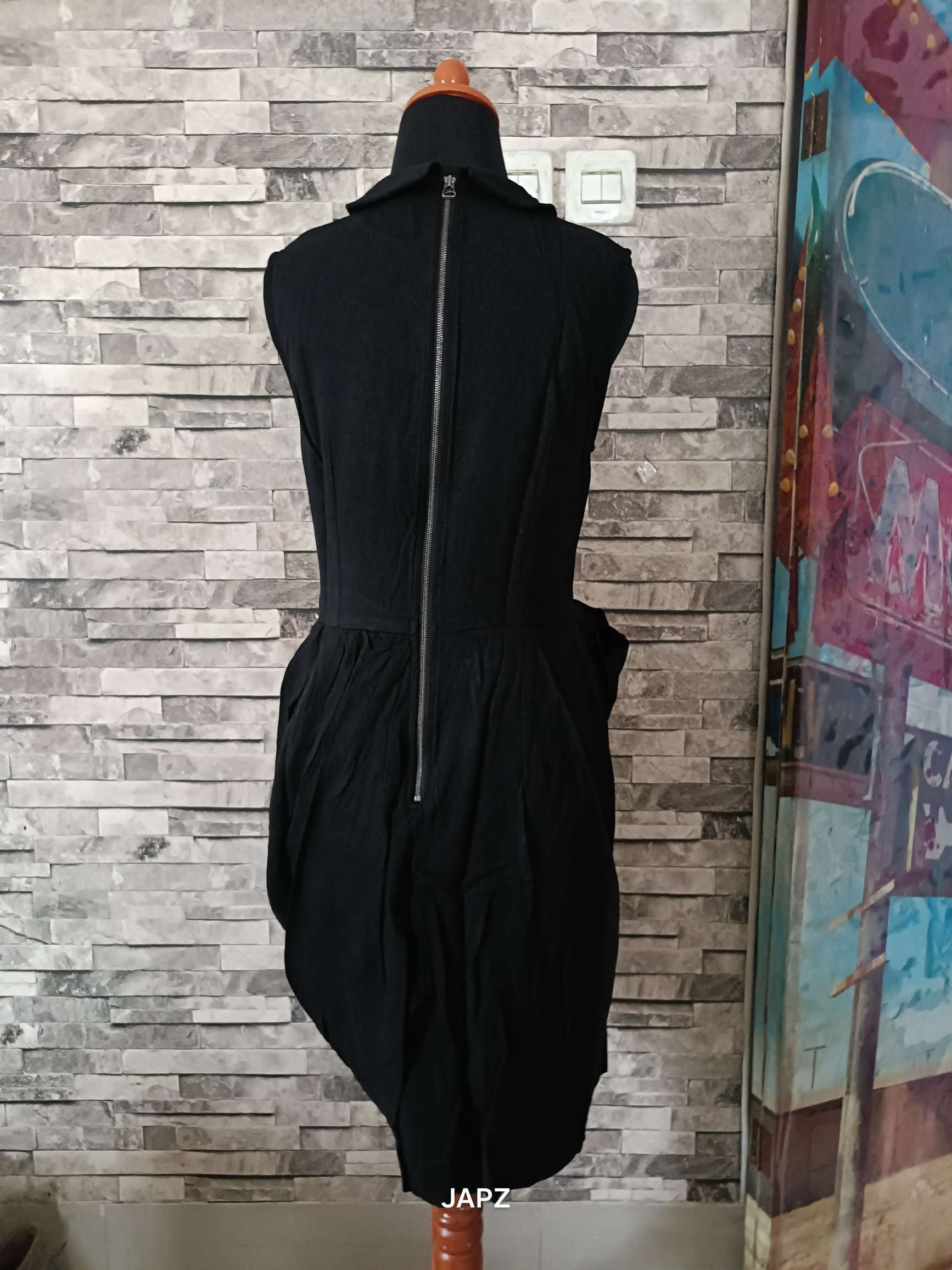 Kenzo Kenzo avantgarde high fashion pleated midi dress Size S / US 4 / IT 40 - 6 Thumbnail