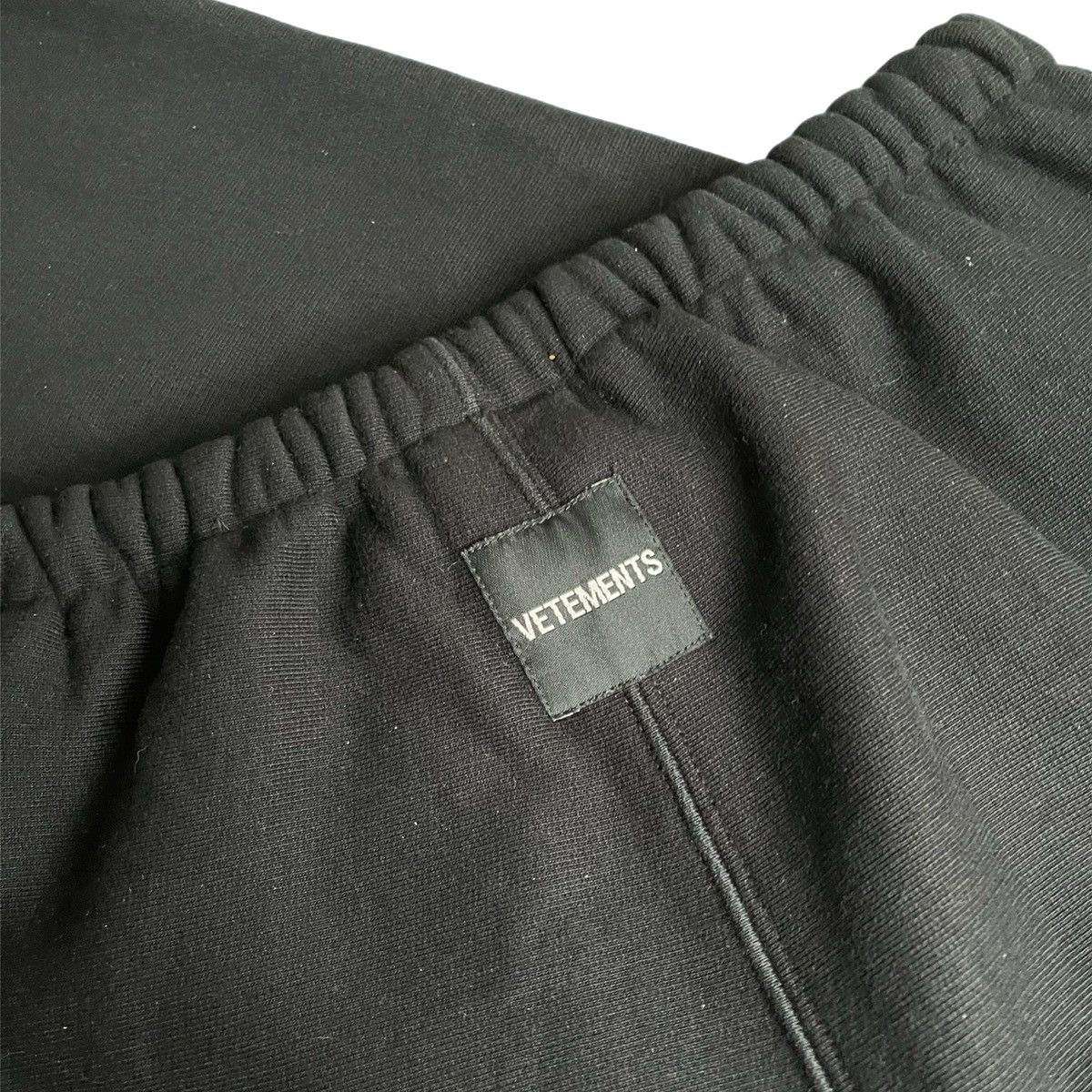 Vetements Vetements spellout sweatpants Size US 30 / EU 46 - 4 Thumbnail
