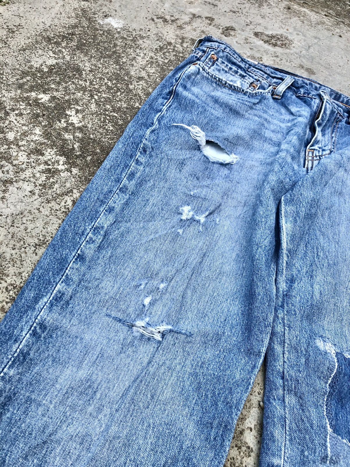 Levi's BIG E LEVIS 511 SLIM FIT DISTRESSED DENIM Size US 31 - 2 Thumbnail