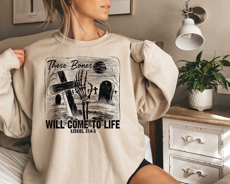 Designer These bones will come to life Sweatshirt Size M / US 6-8 / IT 42-44 - 1 Thumbnail