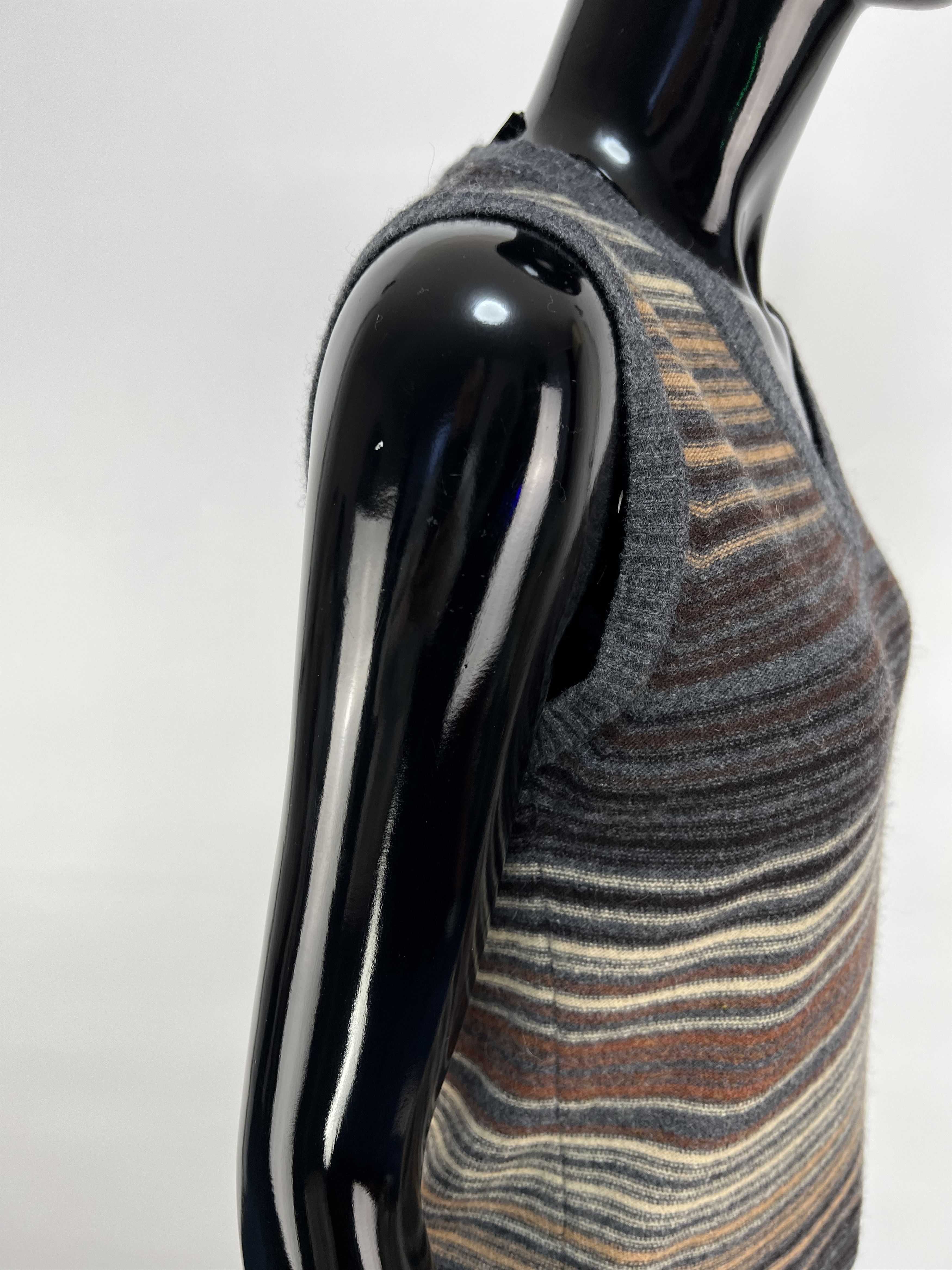 Dolce & Gabbana Dolce Gabbana Multicolor Striped Wool V-Neck Vest Size S / US 4 / IT 40 - 6 Thumbnail