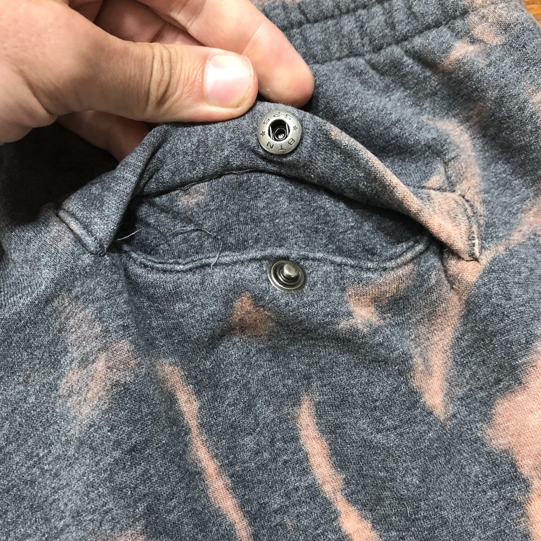 Nike VINTAGE Nike Sweatpants Gray Mens 2XL Drawstring Tie Dye Pockets 90s Athleisure Jeans? Size US 39 - 7 Thumbnail