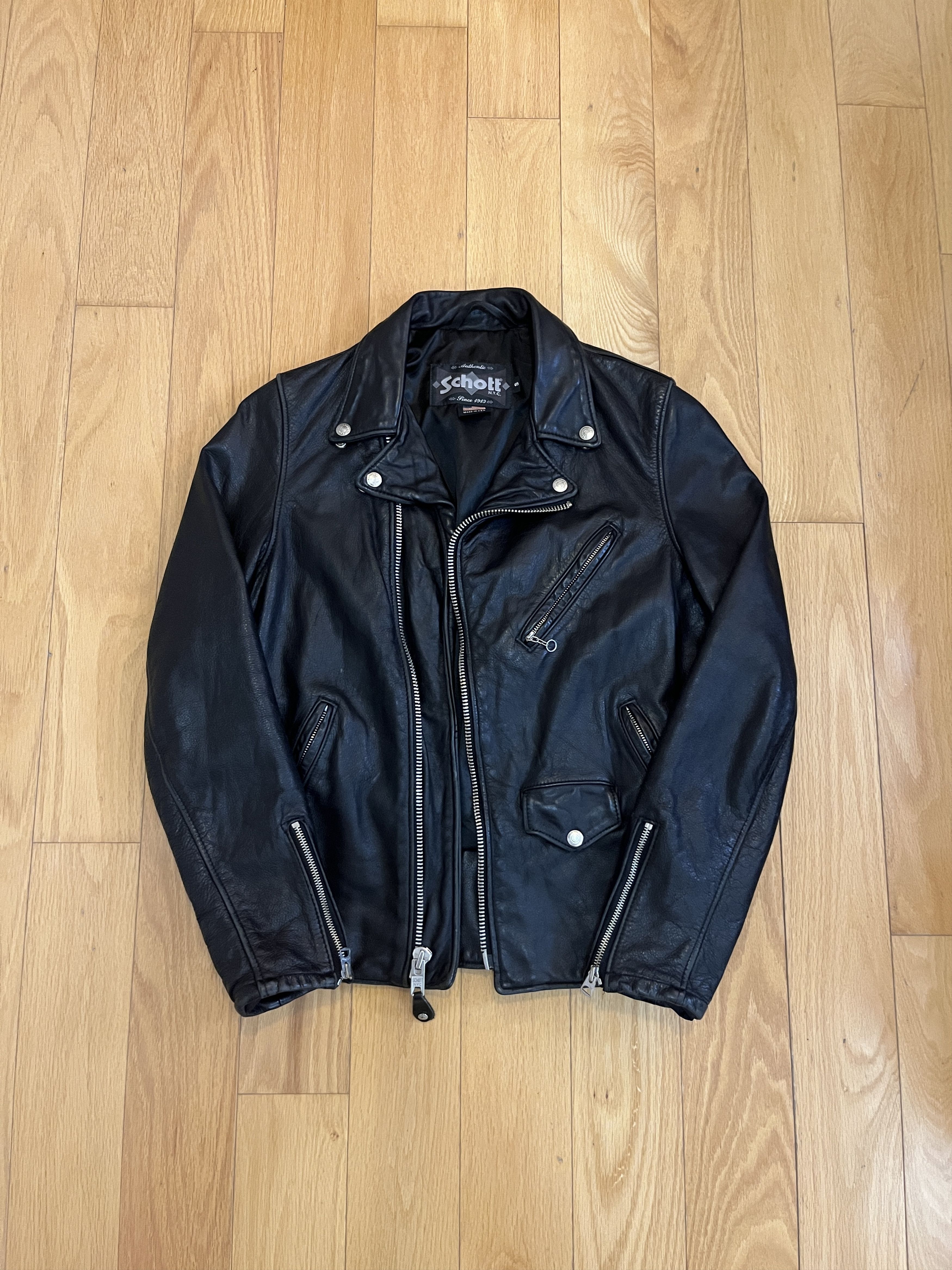 Other Vintage Schott Perfecto Biker Leather Jacket S Size US S / EU 44-46 / 1 - 1 Thumbnail