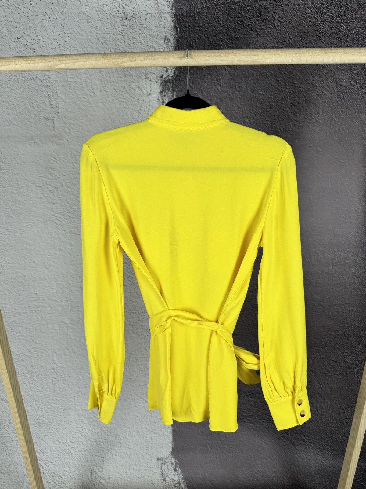 RED Valentino R.E.D. Valentino pure silk yellow belted blouse luxury Size M / US 6-8 / IT 42-44 - 10 Thumbnail