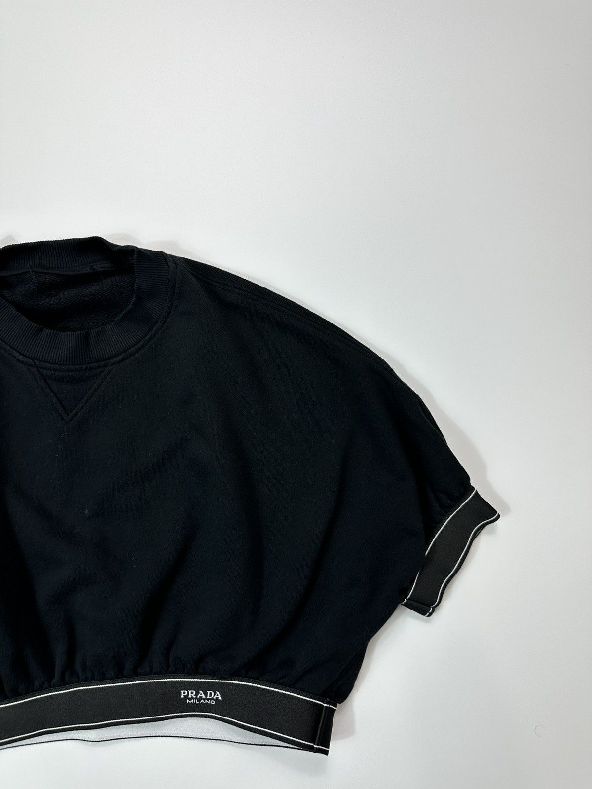 Prada Prada Cropped Top Black Size L / US 10 / IT 46 - 6 Thumbnail