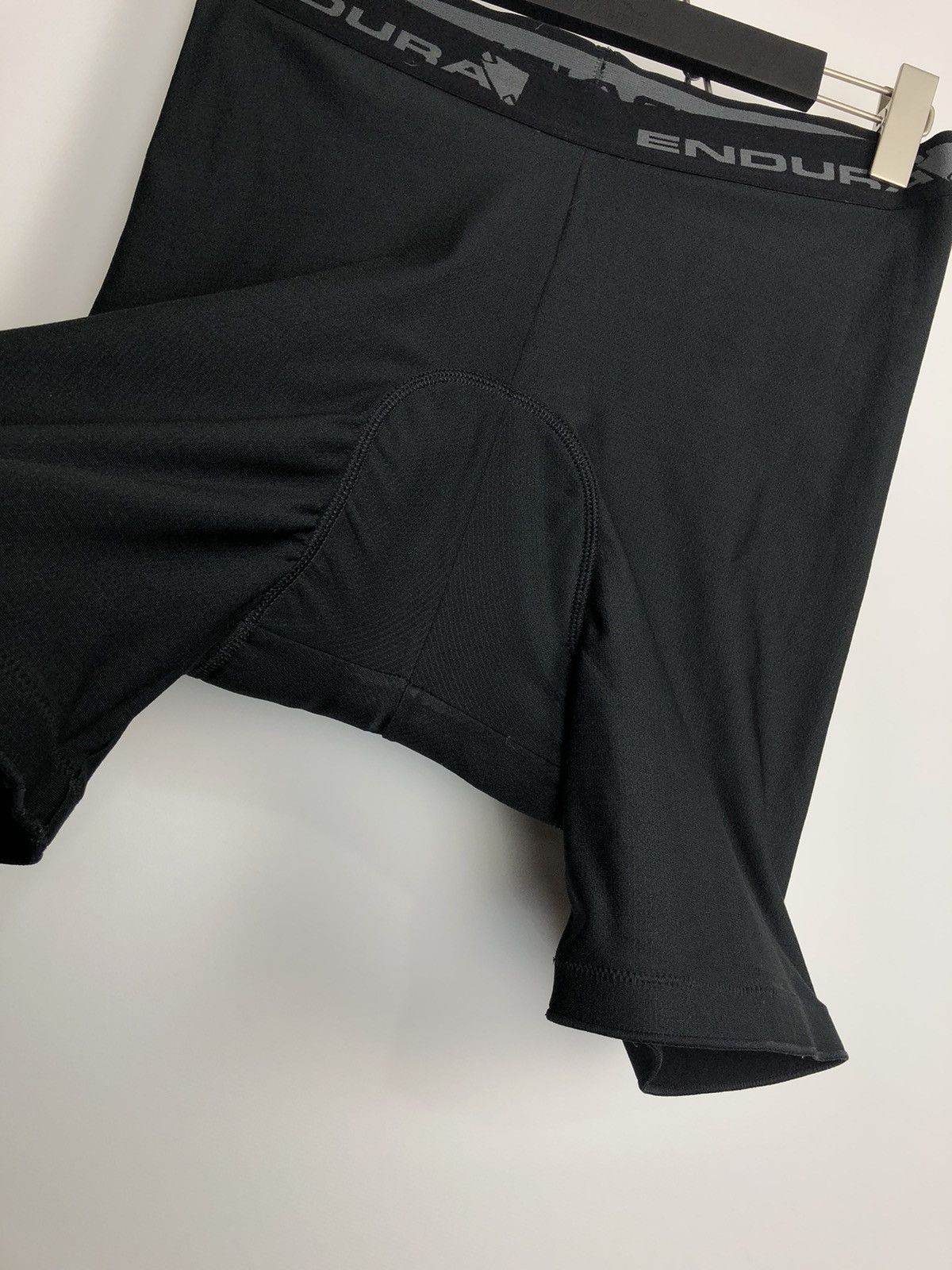 Other Endura Cycle Equipment Shorts Mesh Boxer Black size L Size US 33 - 4 Thumbnail