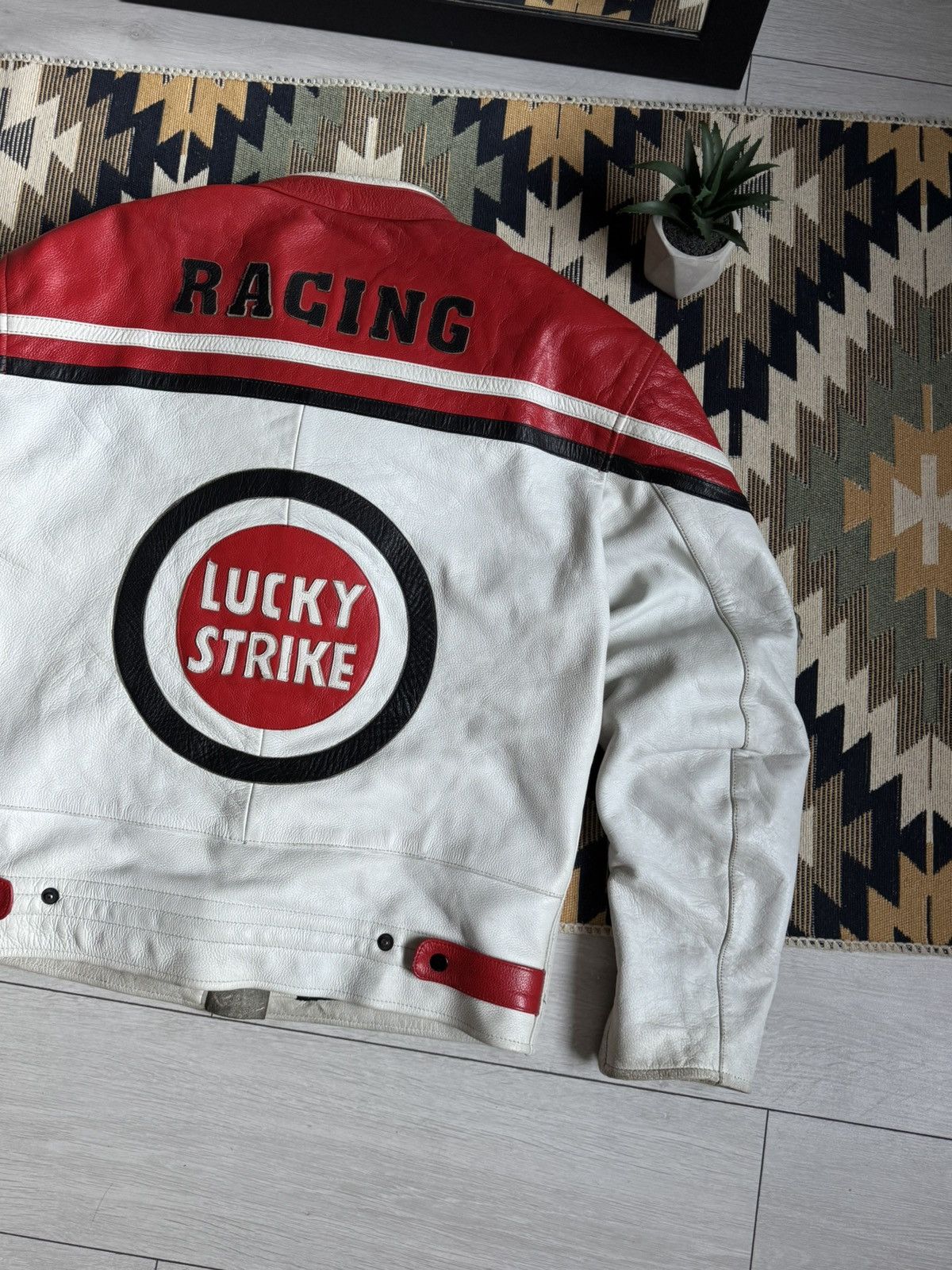 Vintage Vintage 90’s Lucky Strike Big Logo Racing Leather Jacket Size US L / EU 52-54 / 3 - 13 Thumbnail