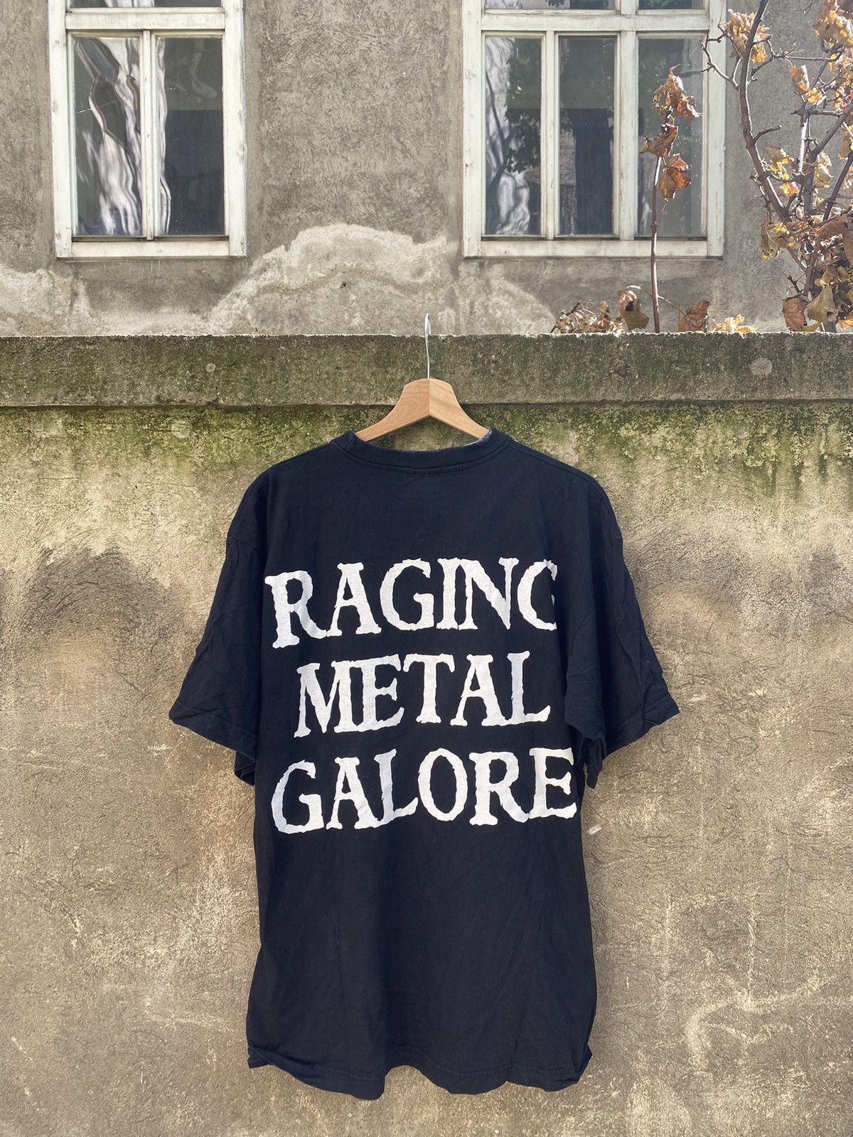Band Tees × Vintage Vintage 1997 Gardenian Two Feet Stand Rock T-Shirt Size US XL / EU 56 / 4 - 2 Thumbnail