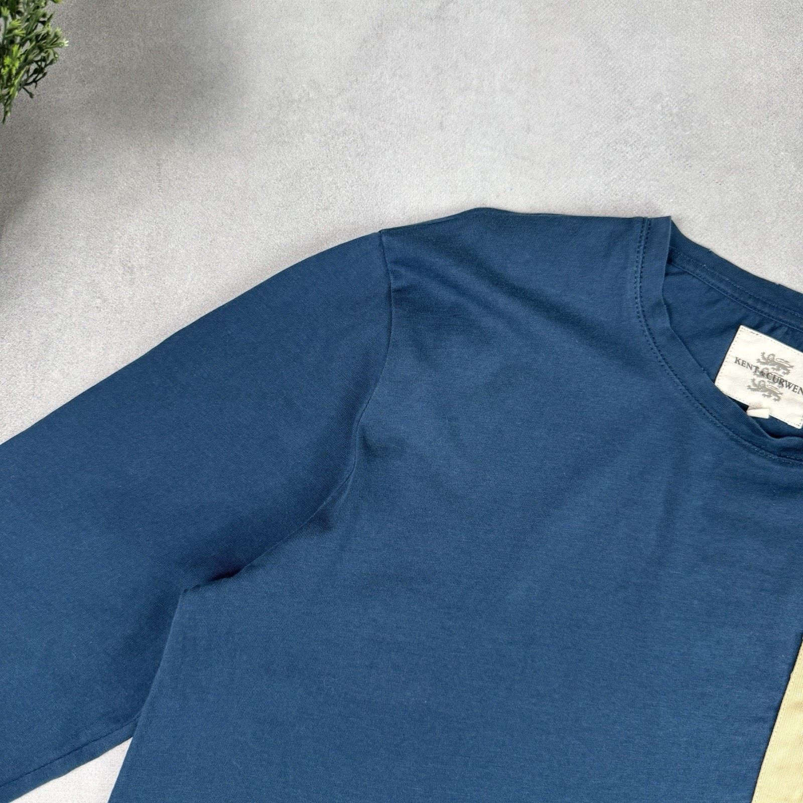 Kent & Curwen KENT & CURWEN Embroidered Patch Long Sleeve T Shirt Size S Size US S / EU 44-46 / 1 - 8 Thumbnail