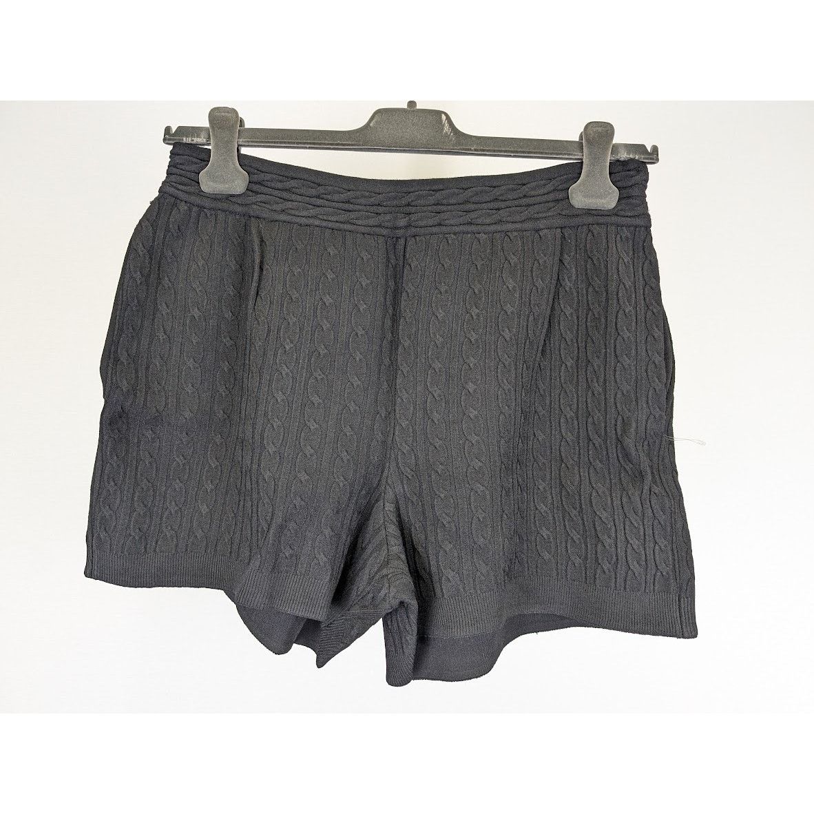 Valentino o1rshd1 Women's Shorts in Black Size 36" / US 14 / IT 50 - 4 Thumbnail