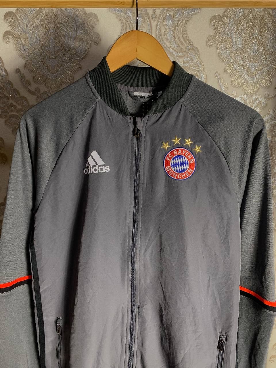 Adidas Vintage Adidas FC Bayern Munchen Germany Soccer Jersey Y2K Size US XL / EU 56 / 4 - 2 Thumbnail