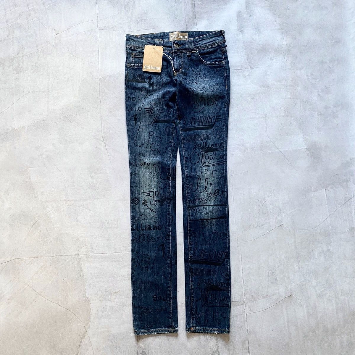 John Galliano NEW Galliano Graffiti Multi Logo Slim Fit Jeans Y2K Size 24" / US 00 / IT 34 - 3 Thumbnail