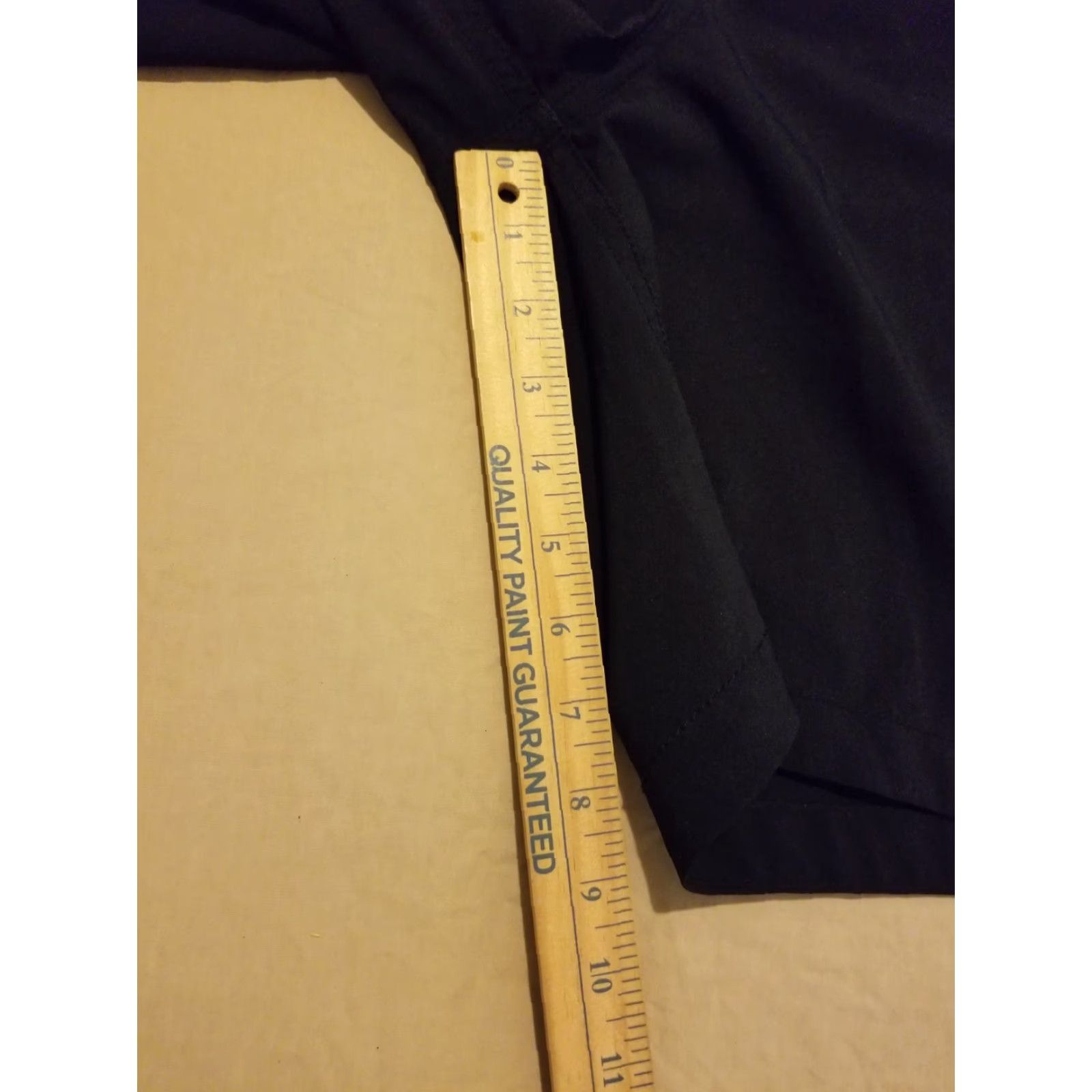 Abercrombie & Fitch VINTAGE Abercrombie & Fitch Shorts Mens Athletic Black S Small Regular Athletic Performance Stretch Shorts Men Black S (If vintage yes) Size US 29 - 7 Thumbnail