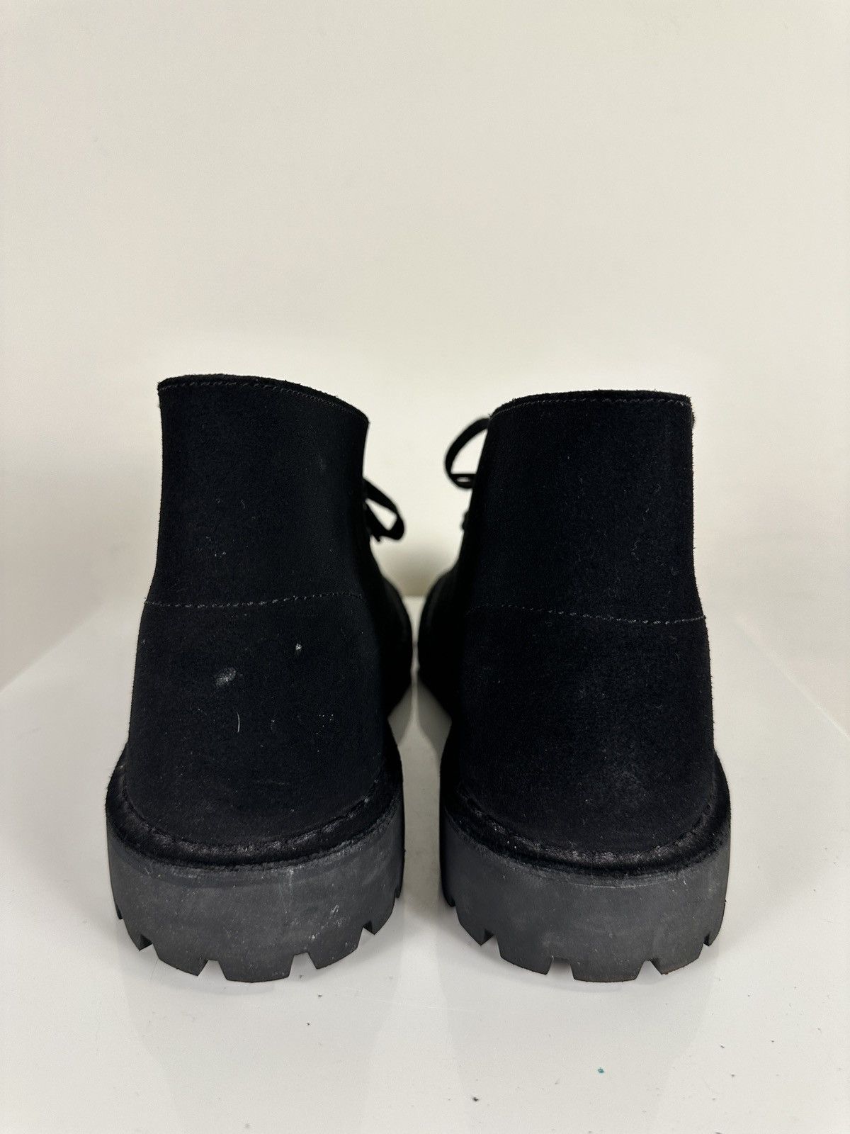 Clarks CLARKS ORIGINALS Desert Boot Suede Leather Black Crepe 9.5 Size US 9.5 / EU 42-43 - 3 Thumbnail